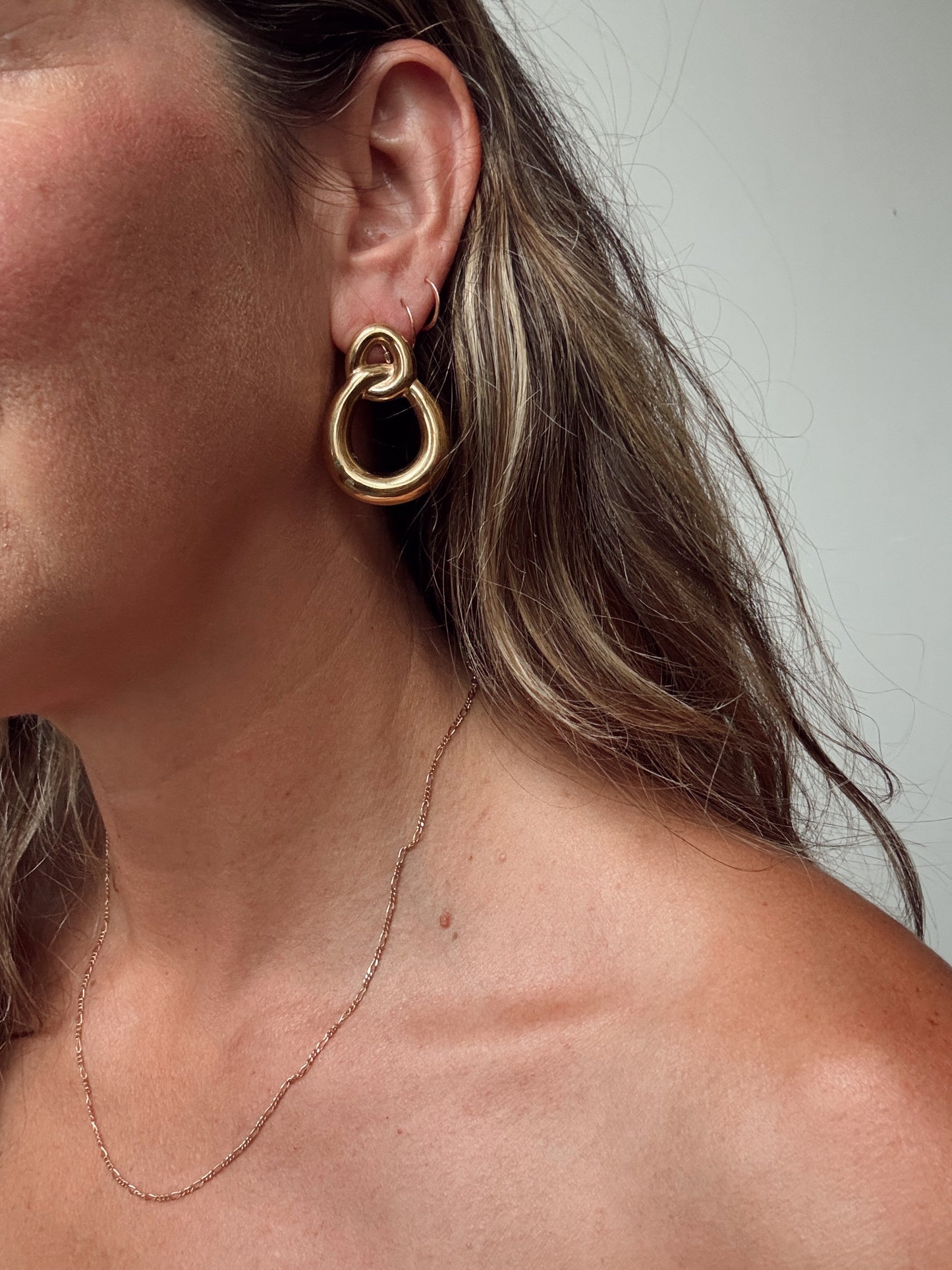 Gold Tone Interlock Loops