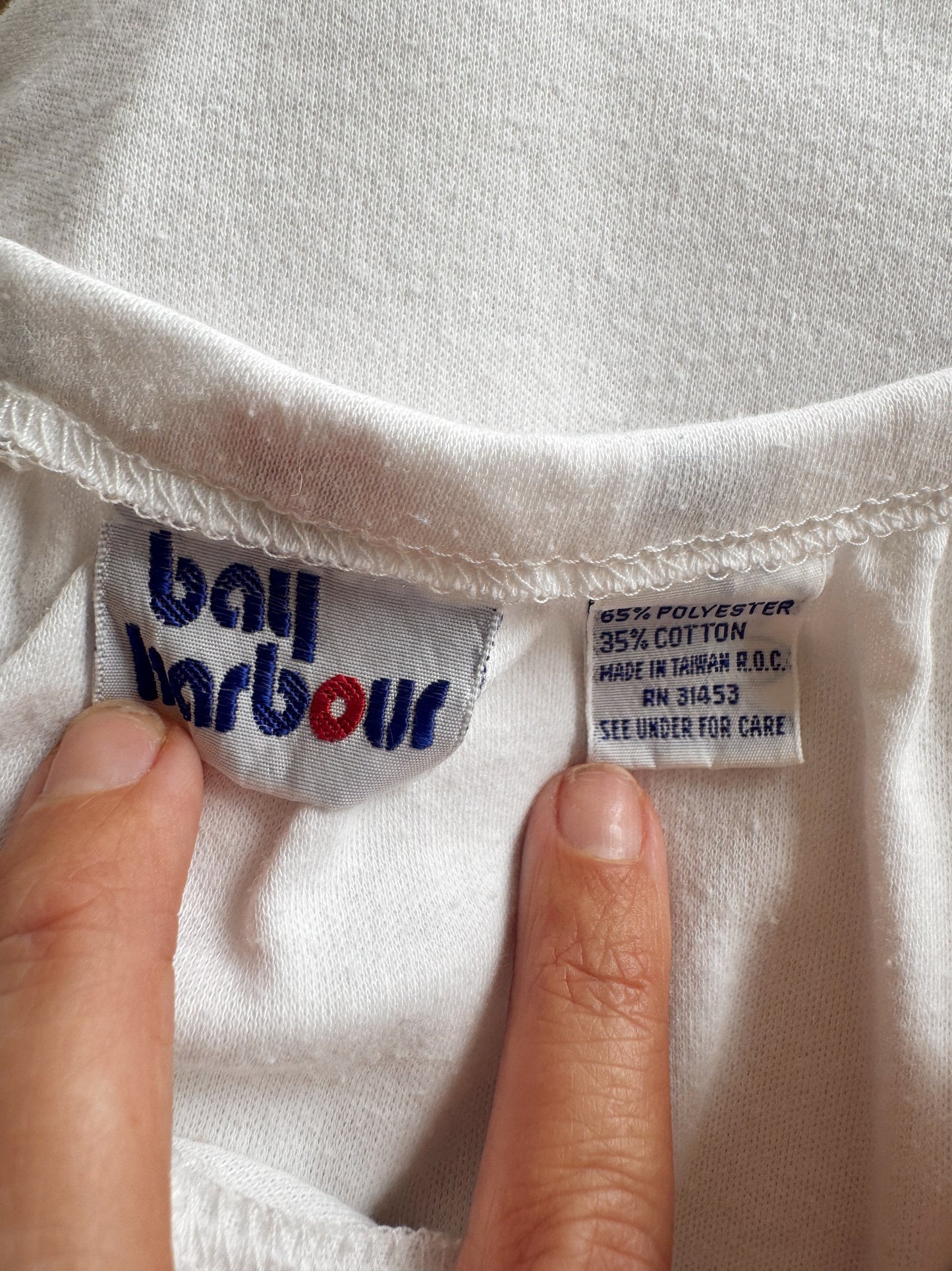 White Button 90s Vintage Tee (S/M)