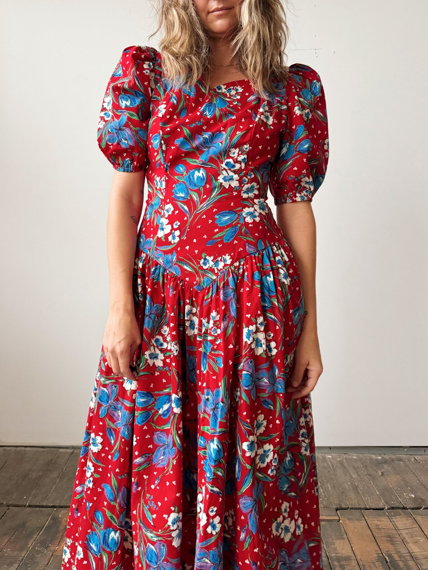 Leslie Lucks 80s Scarlet Tulip Dress (M)