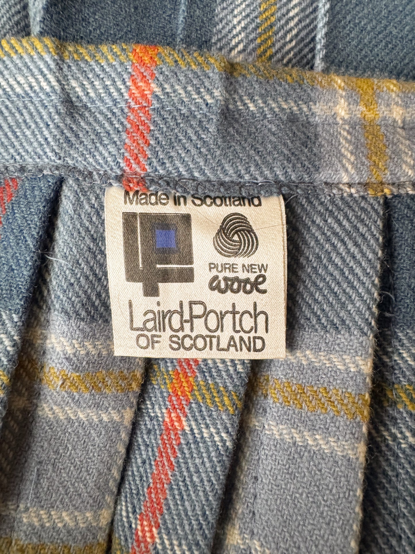 Pleated Plaid Wool Scotland Wrap Skirt (28")