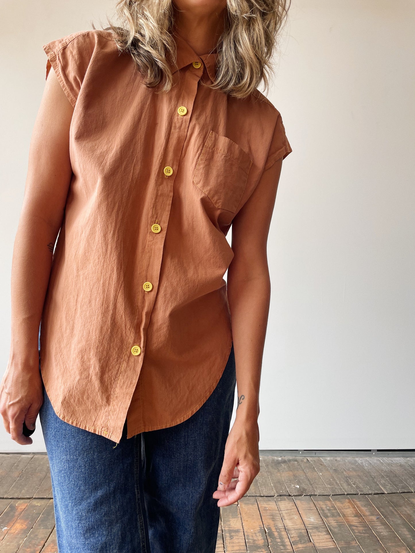 70s Contrast Yellow Buttons