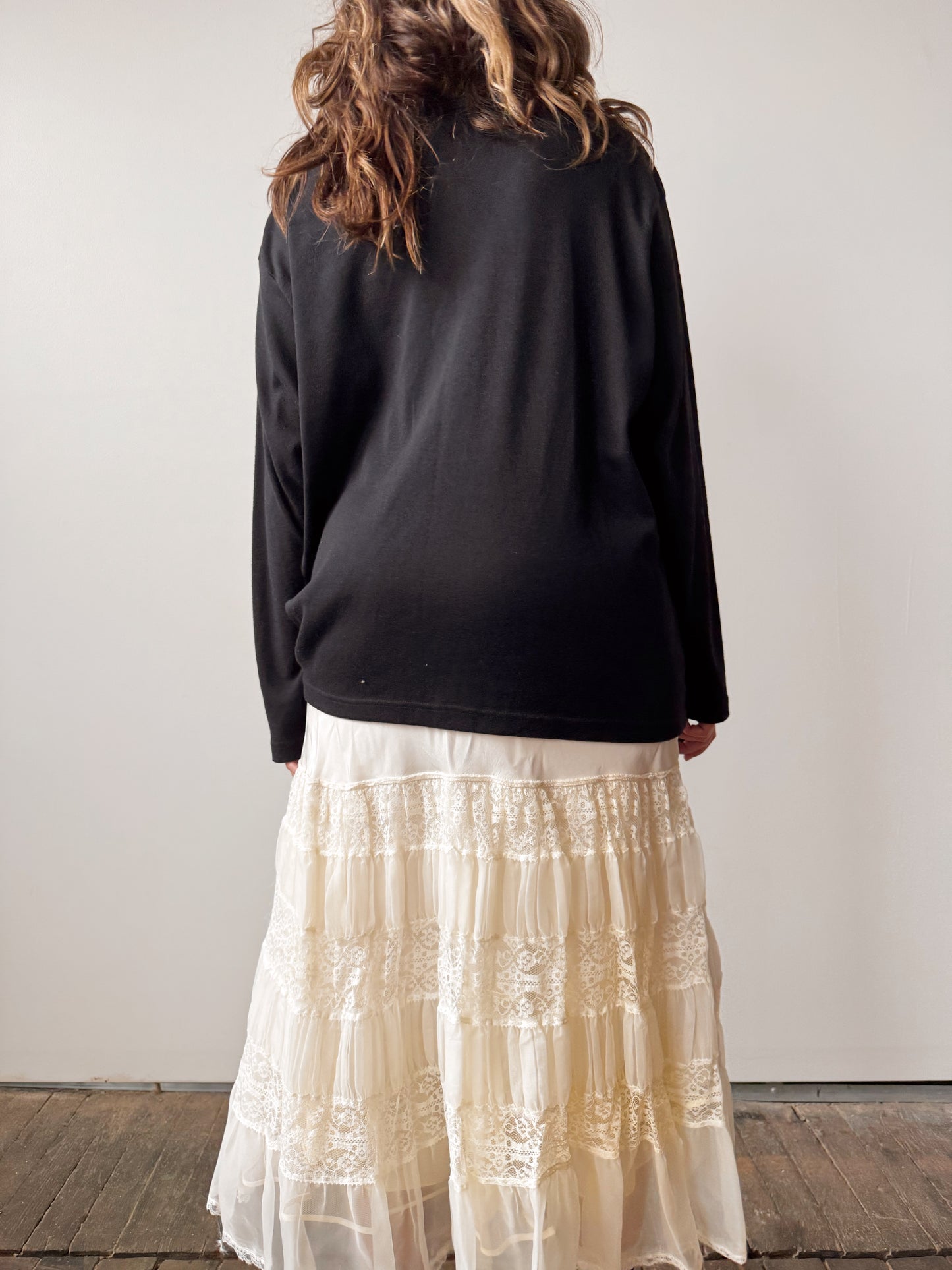 Hand-Painted Buenos Aires Souvenir Tee (L)