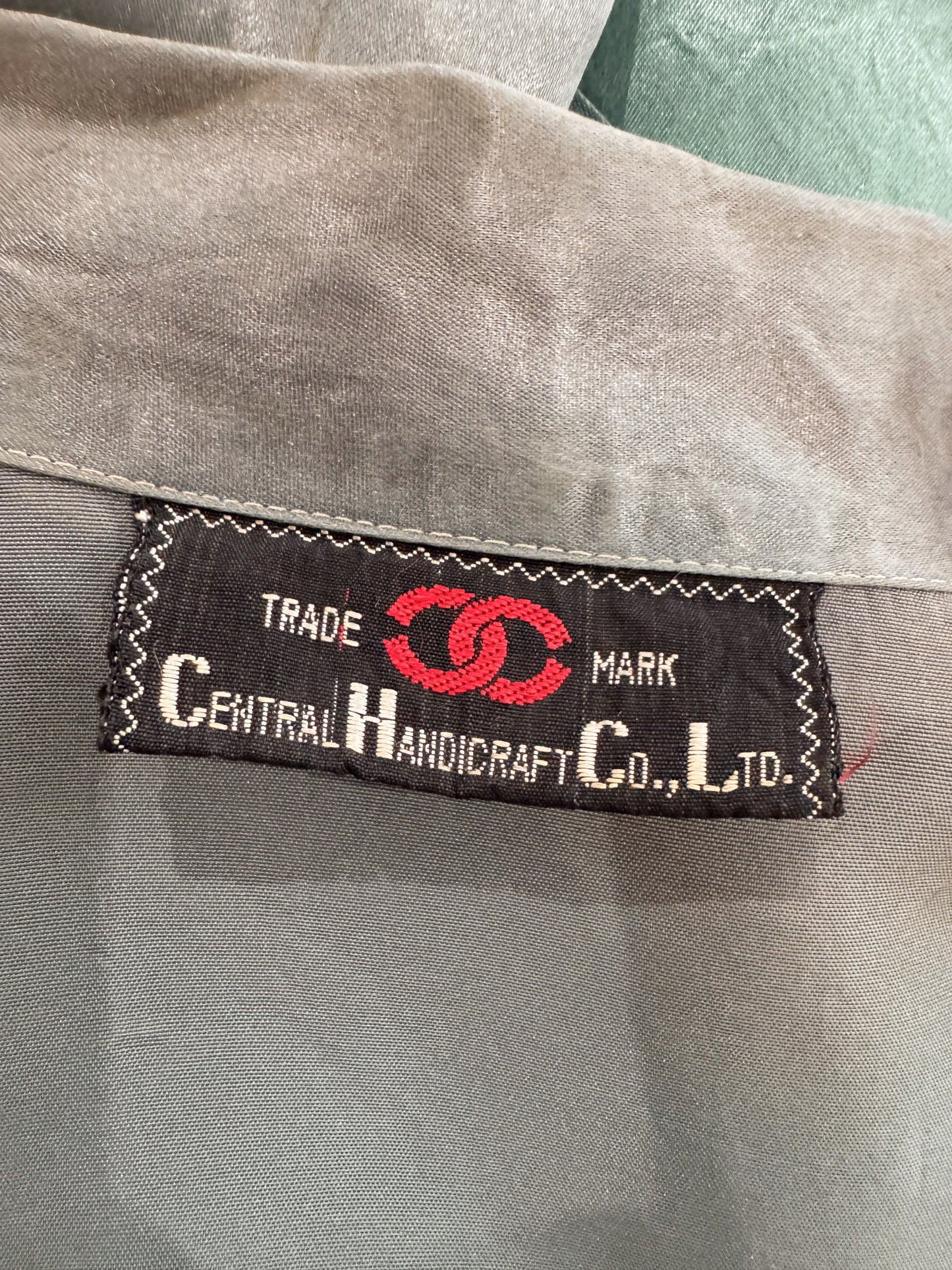 Sateen Embroidered 1950s Robe (M)