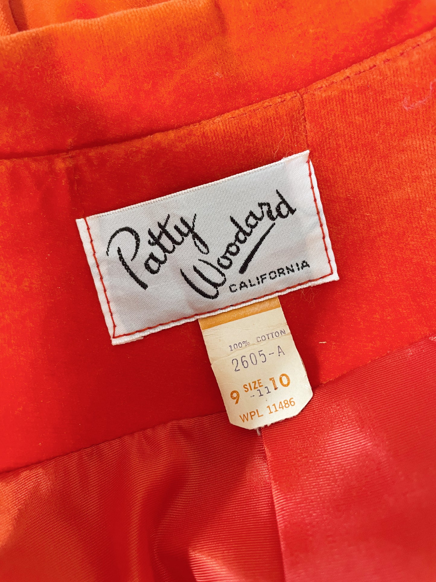 70s Velvet Dagger Collar Blazer