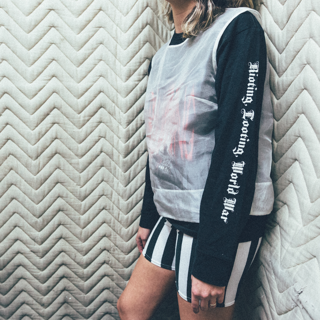 SHEER LOCUST TOP / MEDIUM