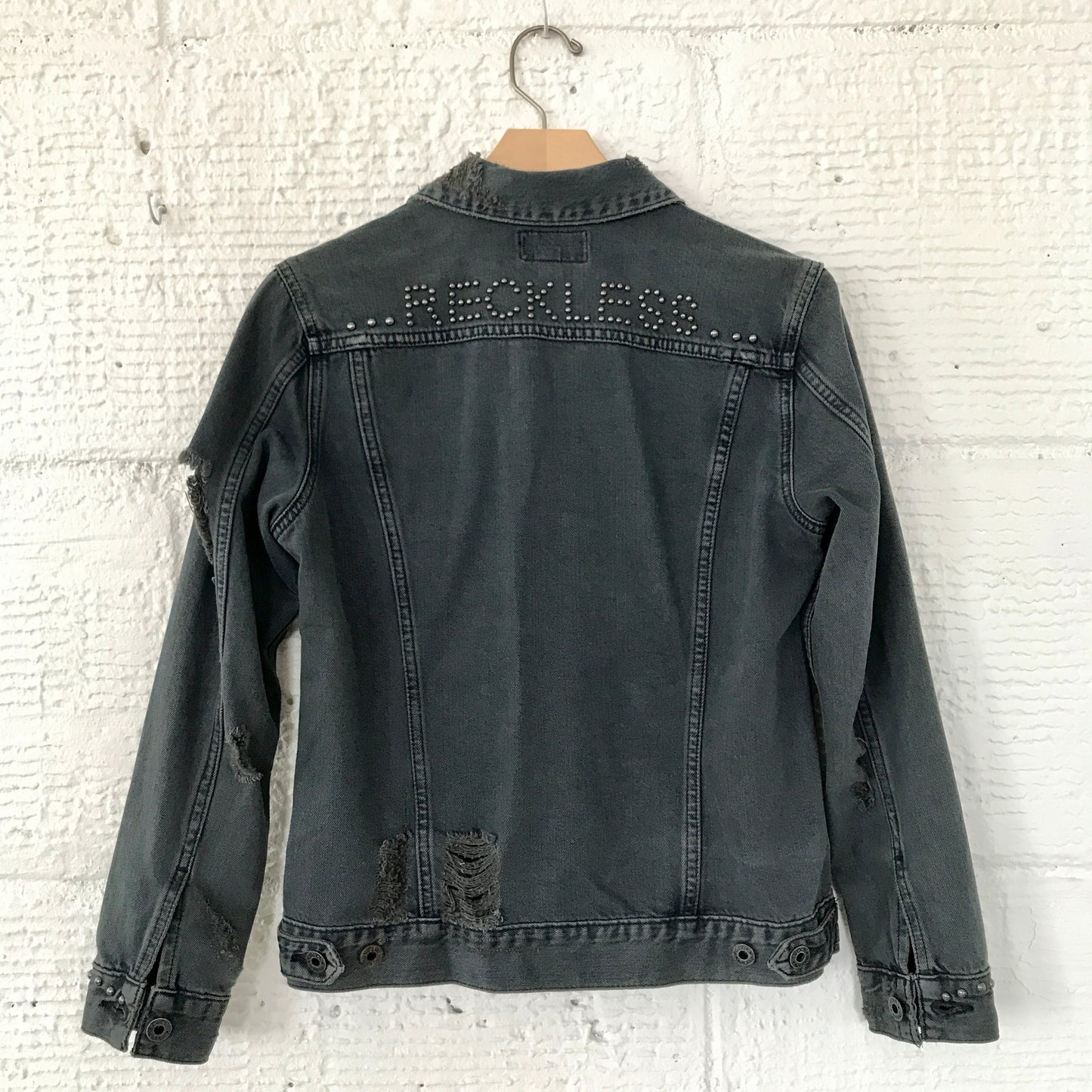 STAY RECKLESS JACKET / SMALL