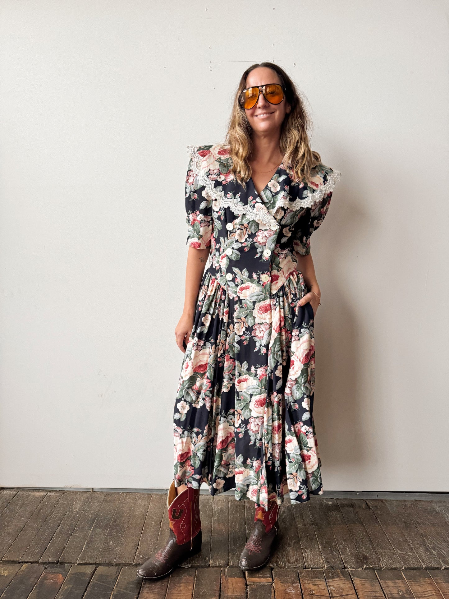 Floral Midwest Lace Dress (M)