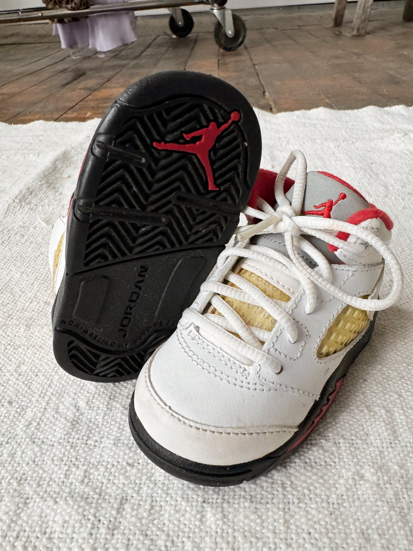 Air Jordan Baby/Toddler (4C)