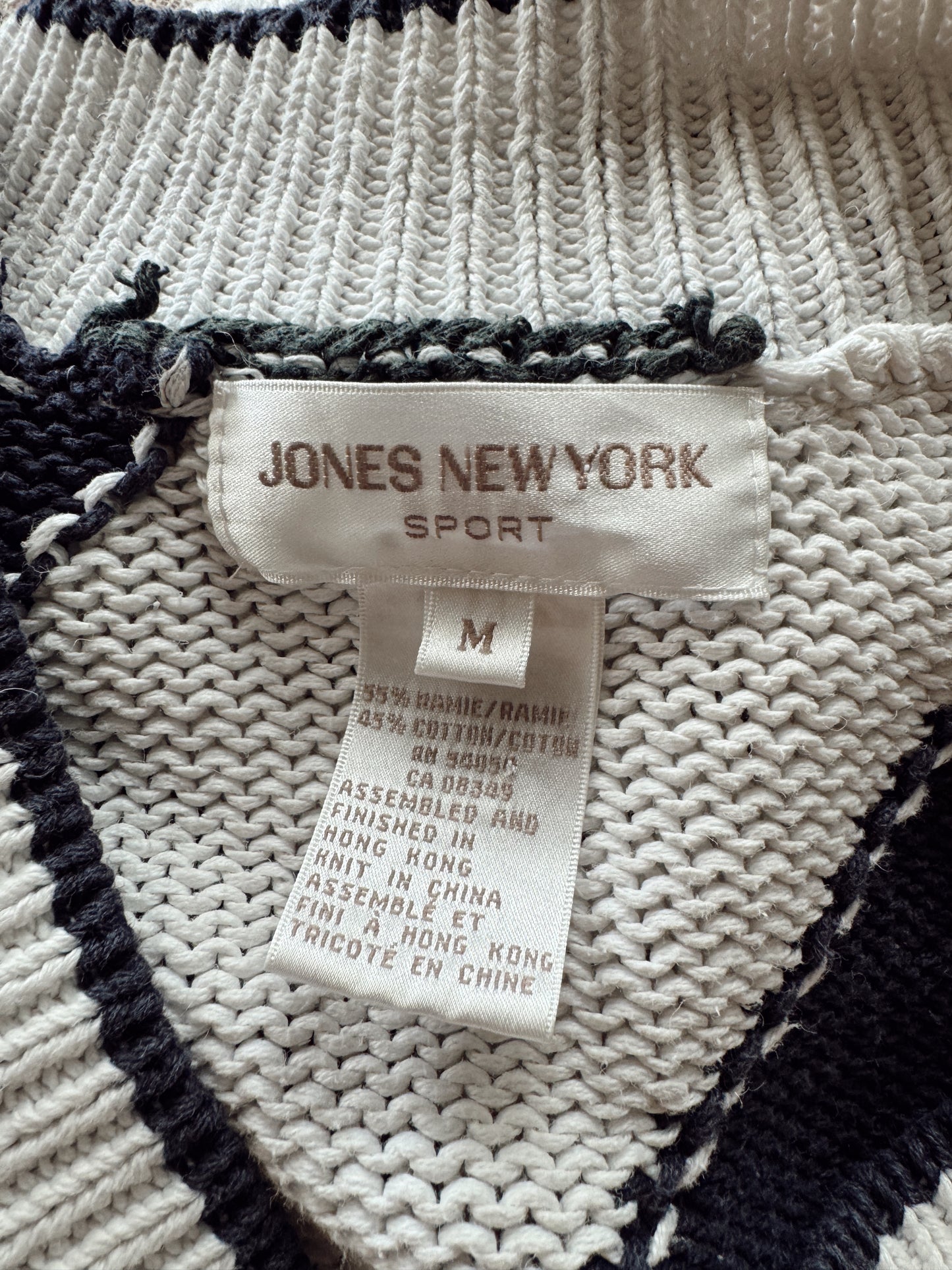 Navy and White V-Neck Heavy 90s Knit Sweater (M)