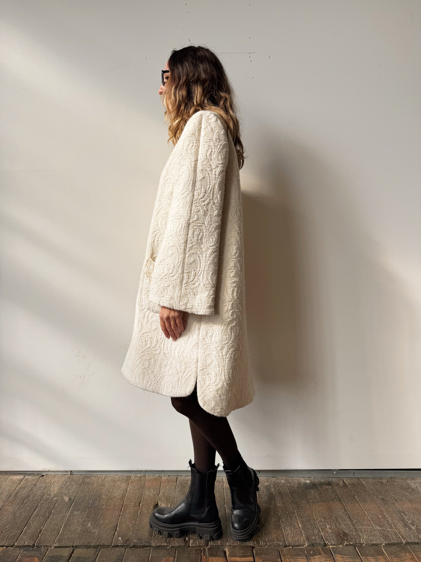 Ivory Bead and Texture Duster Coat, Contemproary (L)