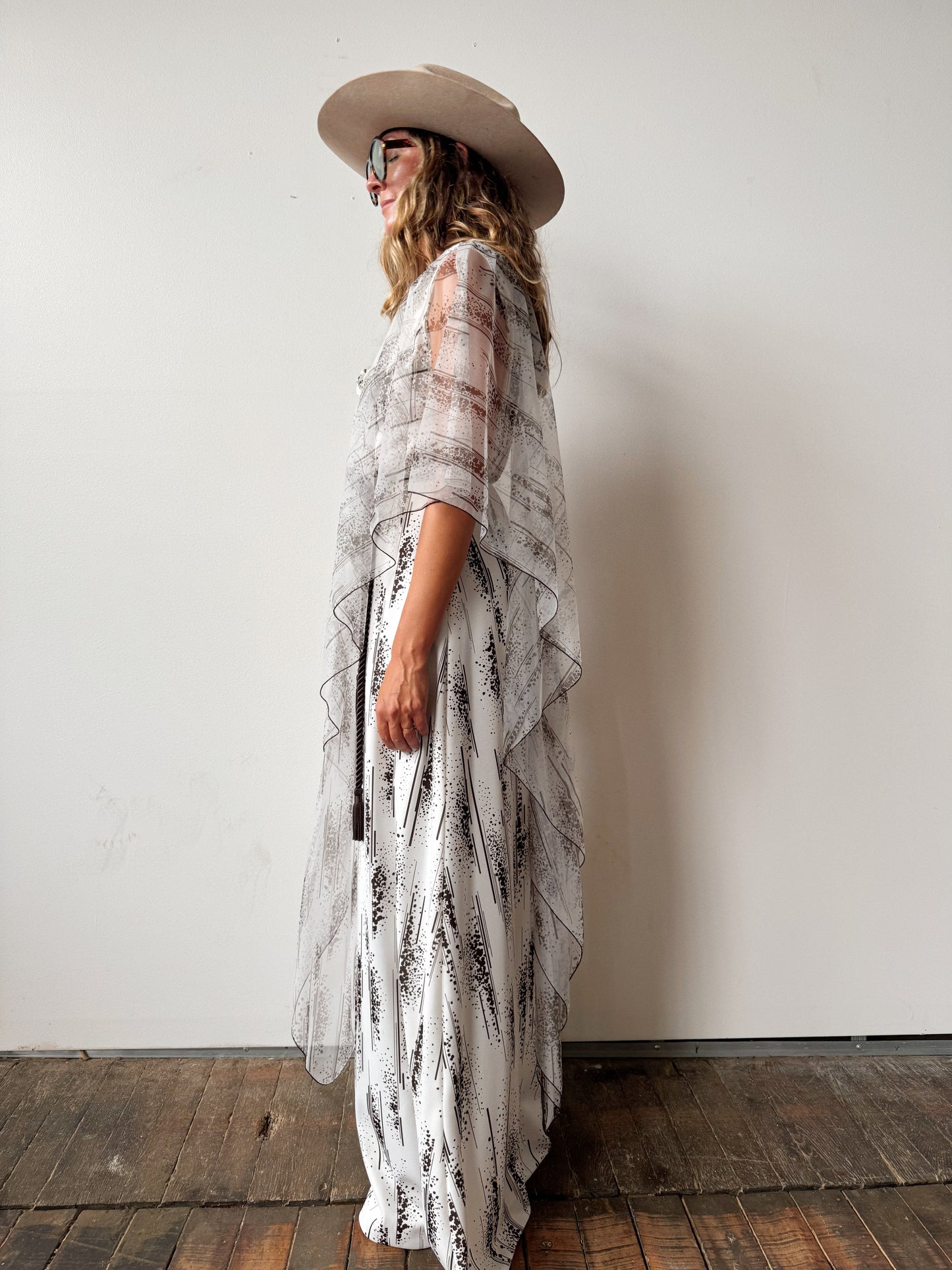 70s Brown and White Sheath Layered Dress (M)