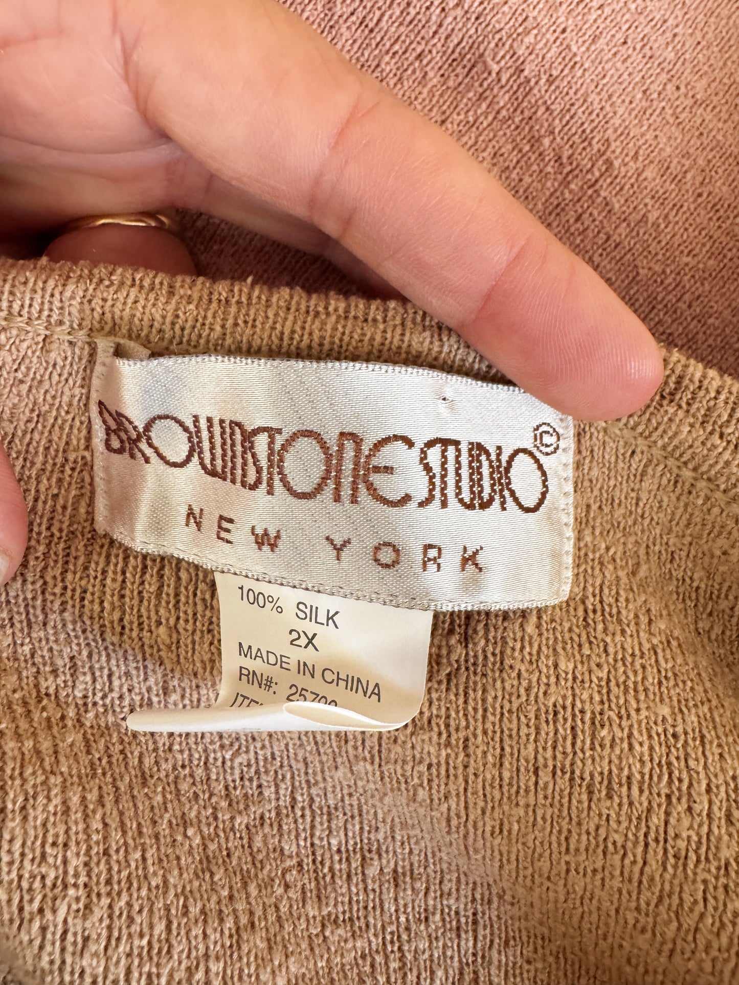 Silk 90s Brownstone Blouse (XXL)