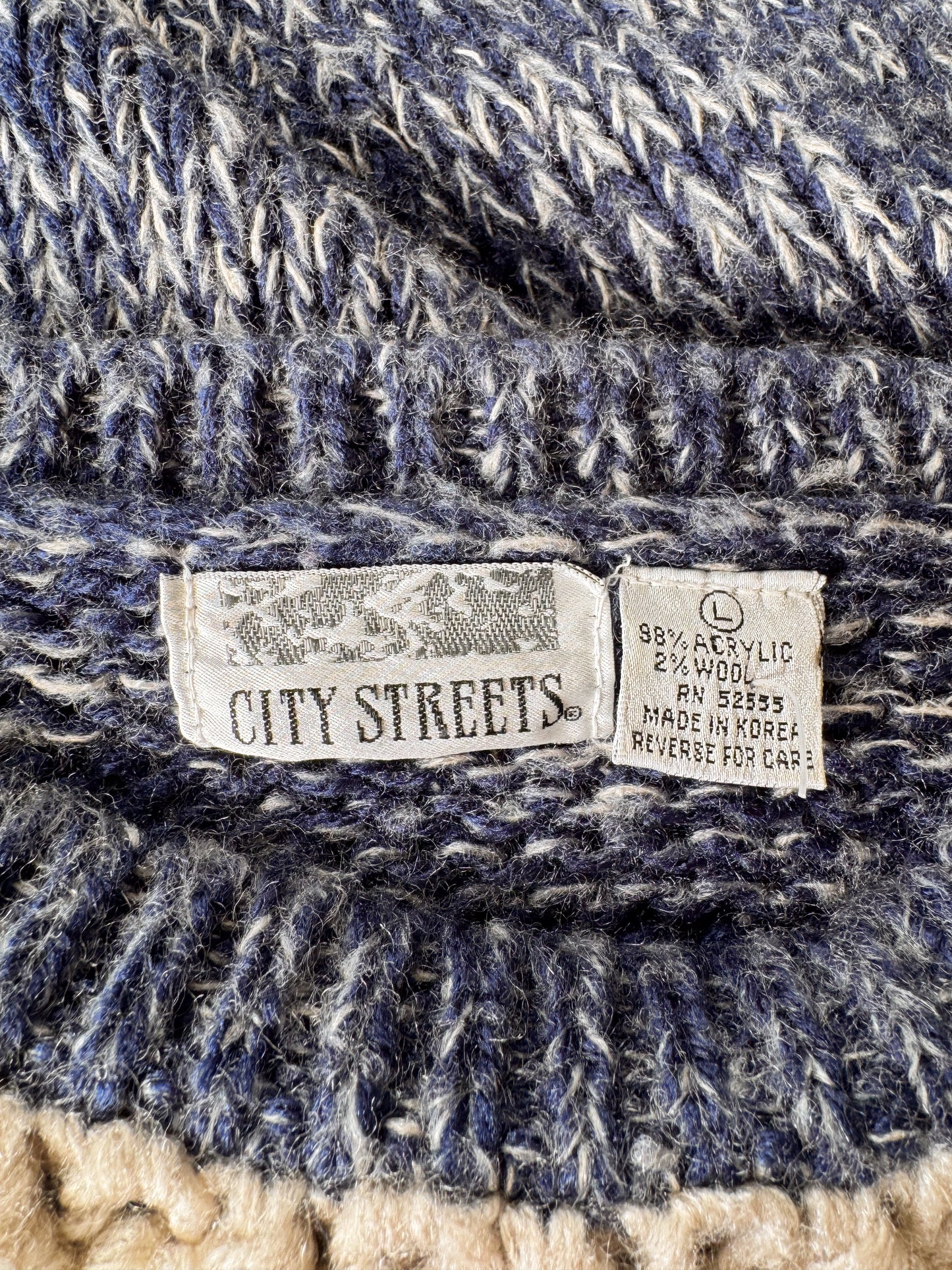 Vintage 90s Navy and Beige Geometric Crewneck Sweater (L)