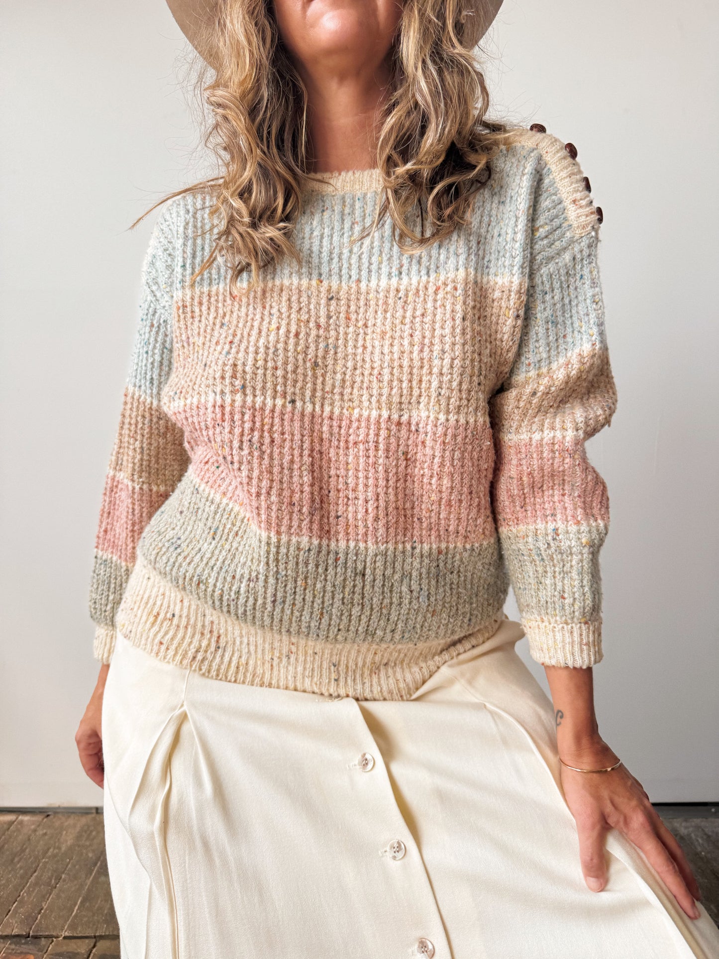 Neapolitan Knit 80s Sweater with Button Details (S)