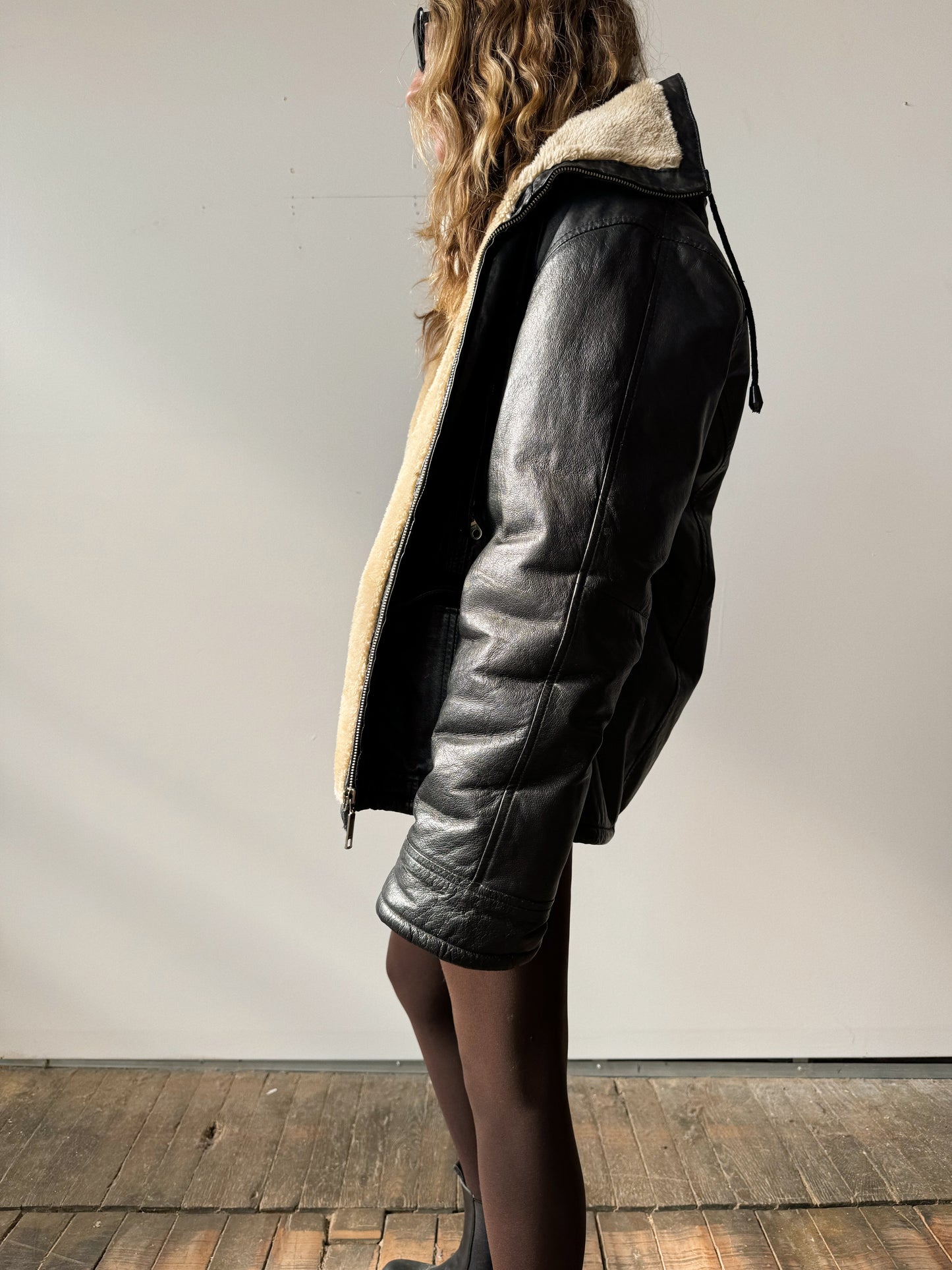 Hooded 90s Leather Jacket with Shearling Lining (S)