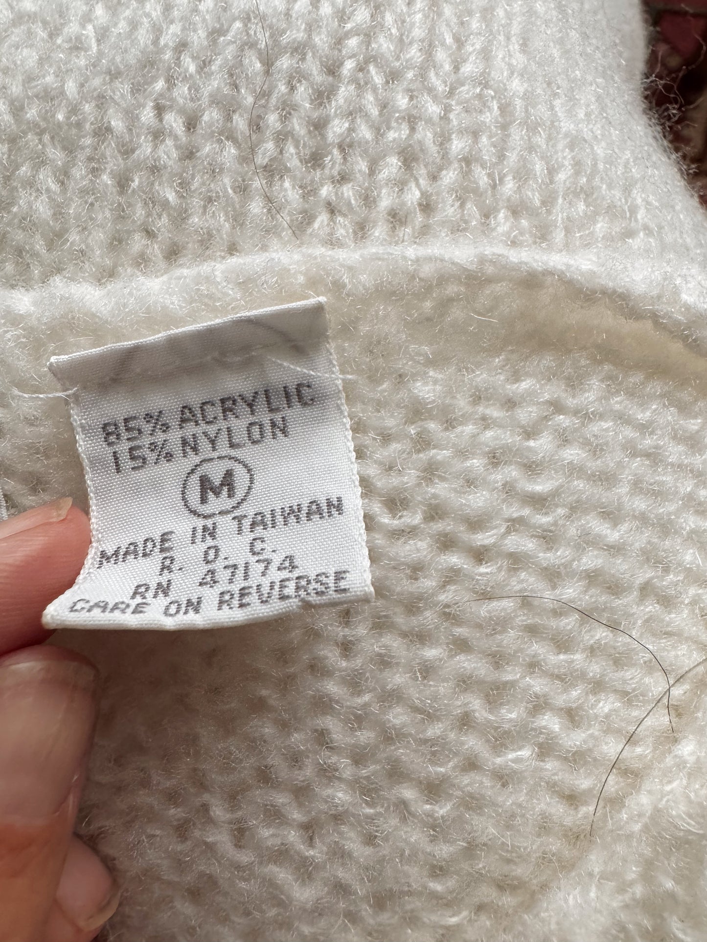 Winter White Textured Sweater (Medium)