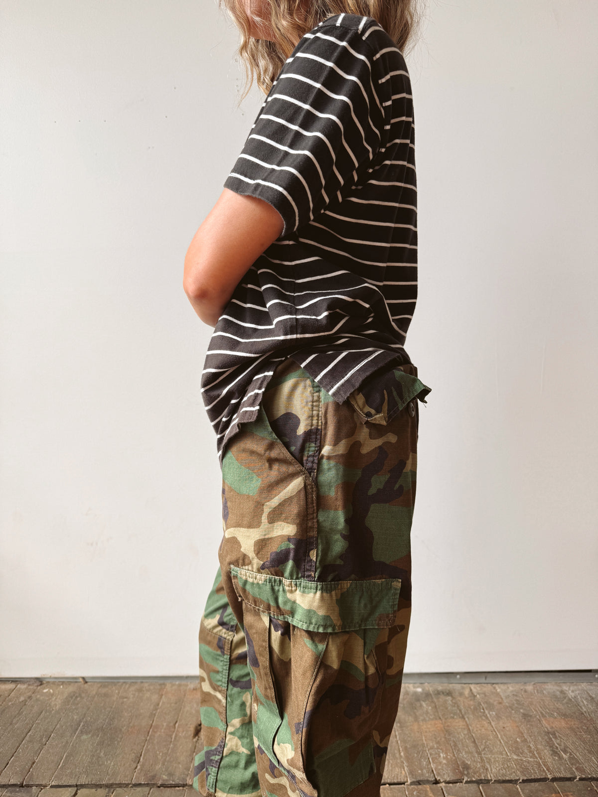 Black and White Striped 00s Cotton Tee (M)