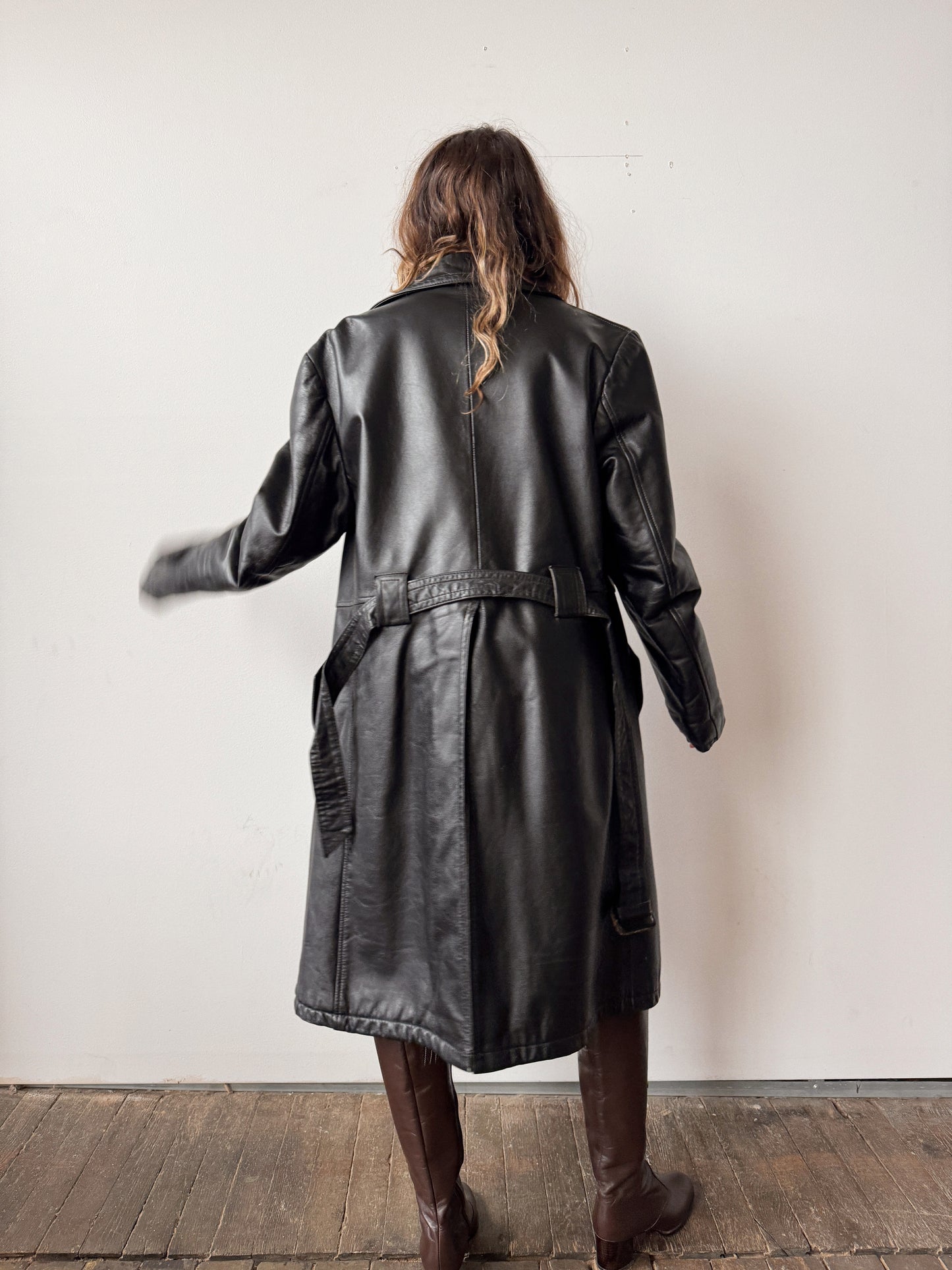 60s Oversized Leather Trench Coat with Flannel Lining (XL)