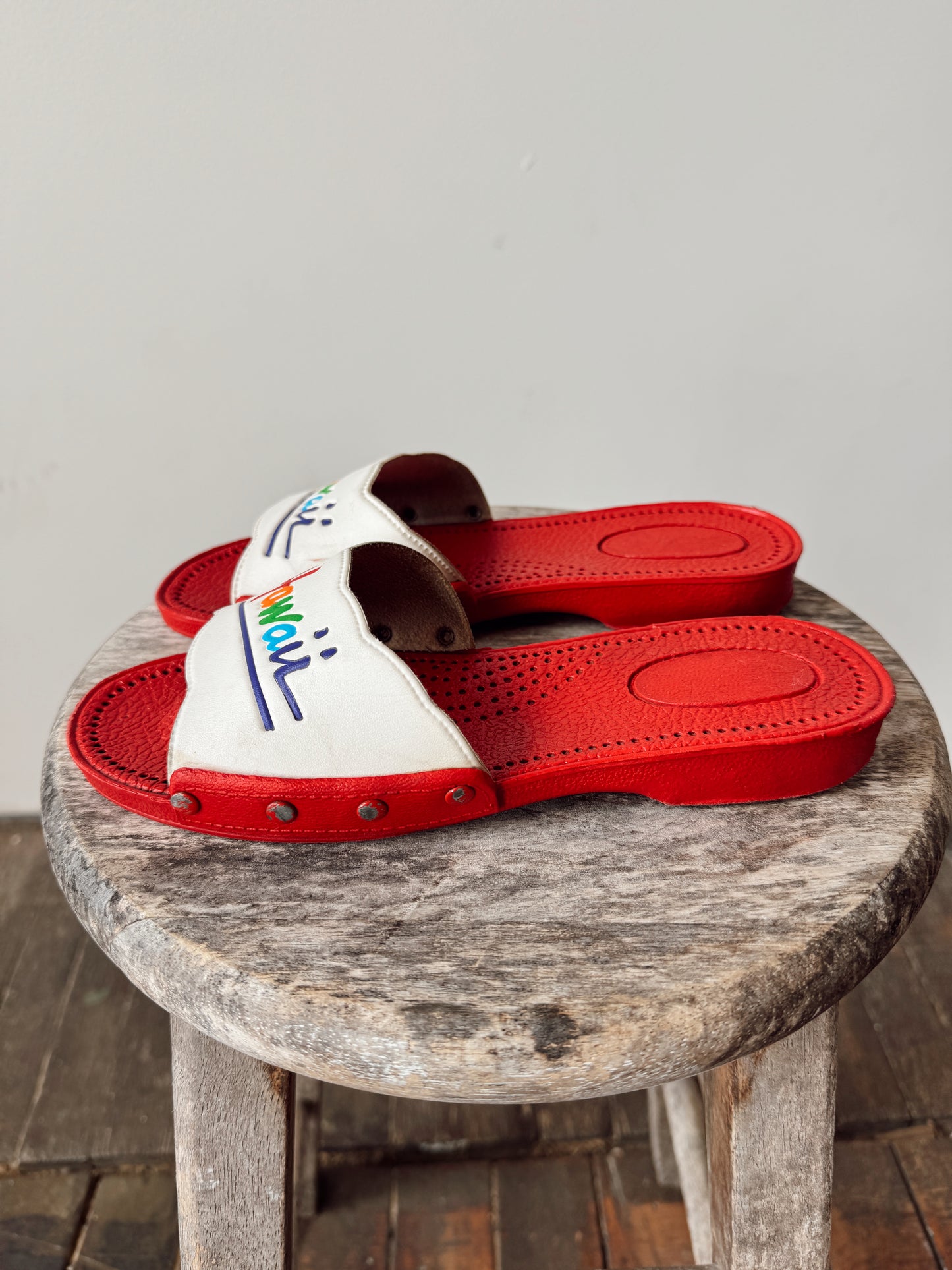 80s Hawaii Rainbow Vacation Slides (Size 38)