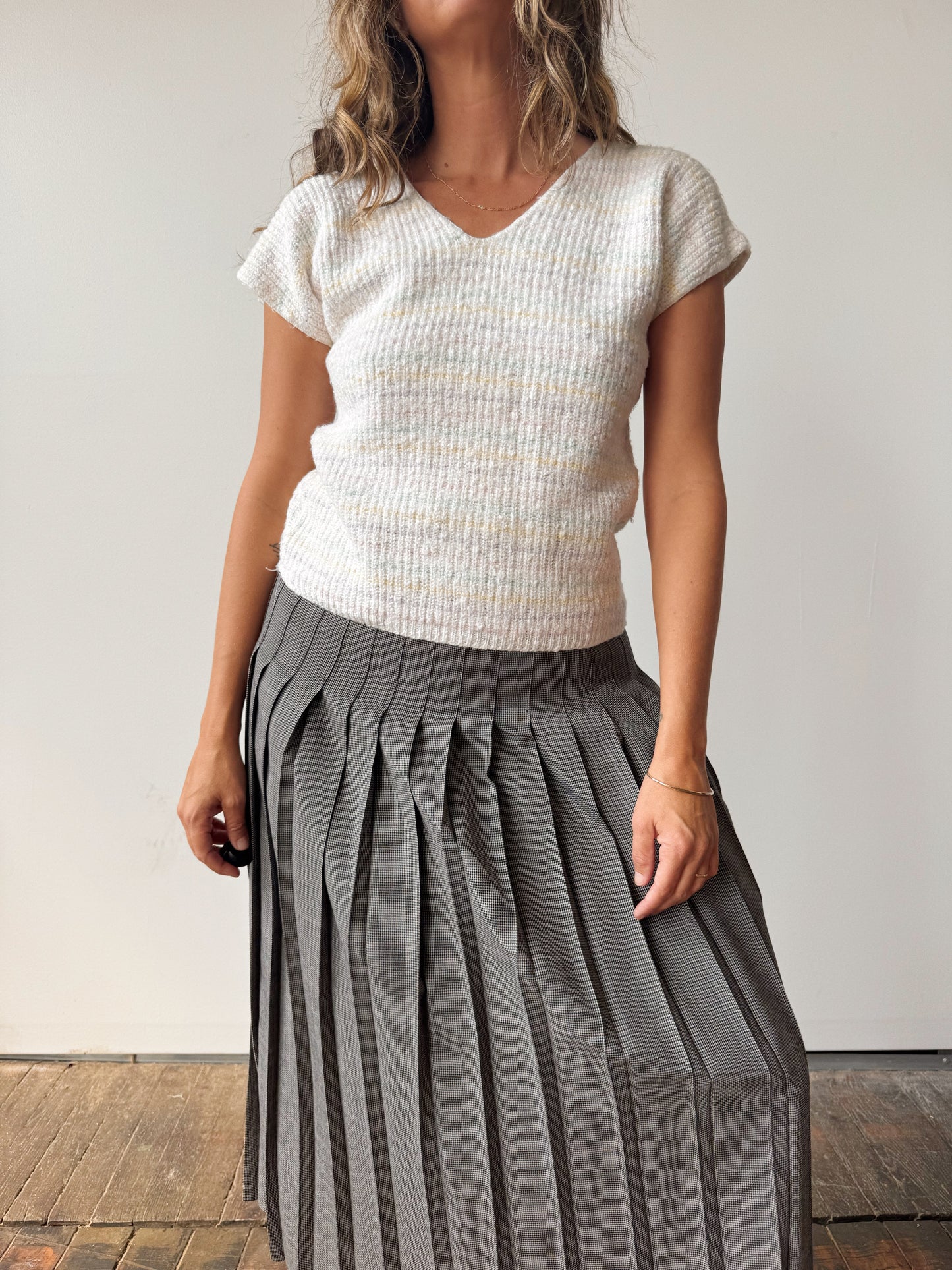 Marled Pastel V-Neck Sweater (S)