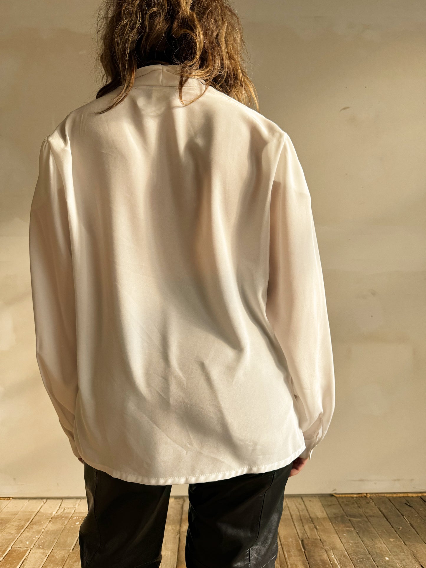 The Work Blouse (M)