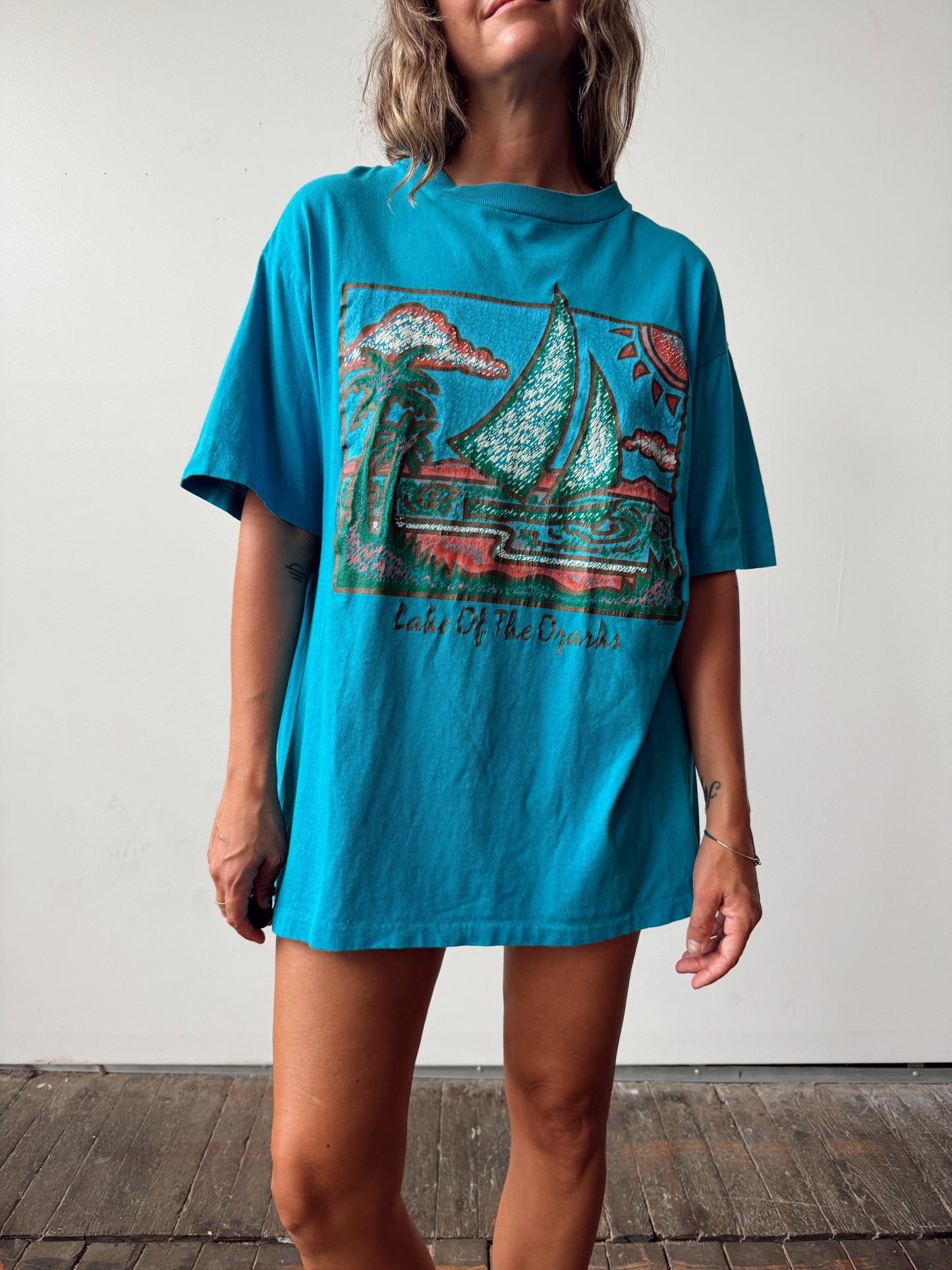 Lake of the Ozark 90s Souvenir T-Shirt (XL)