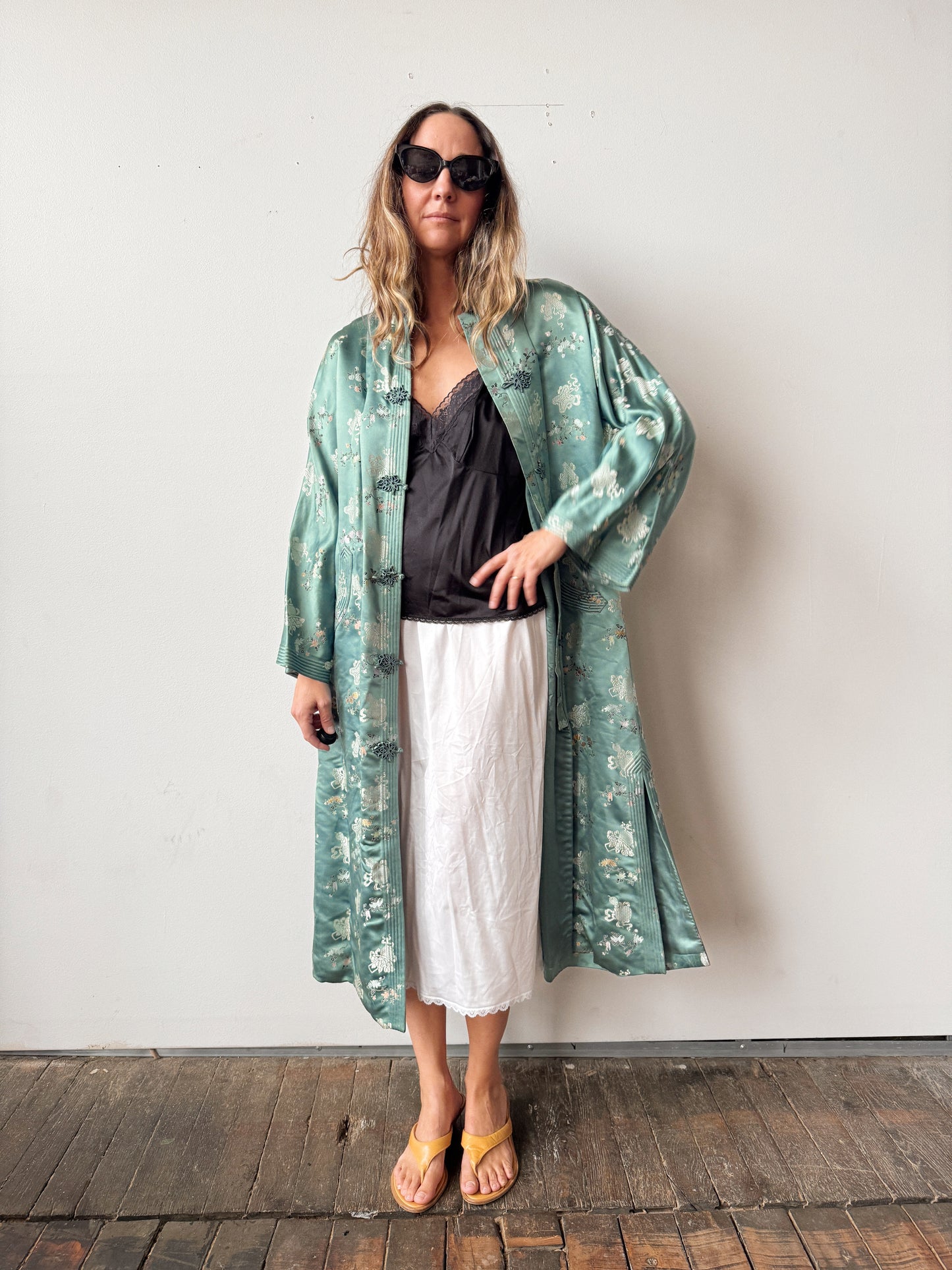 Dynasty 60s Sateen Jade Kimono with Wide Sleeves (M)