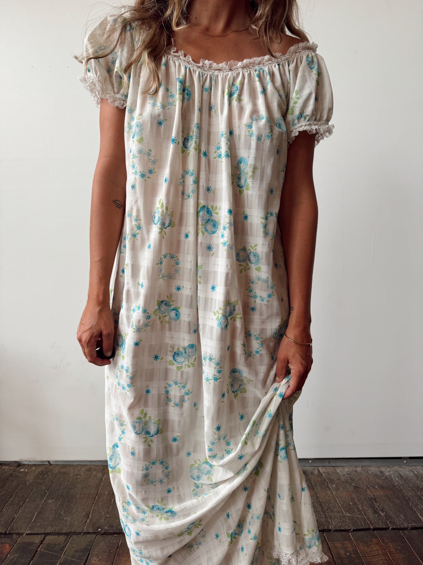 70s Nylon Lace Maxi Floral Dress (M)