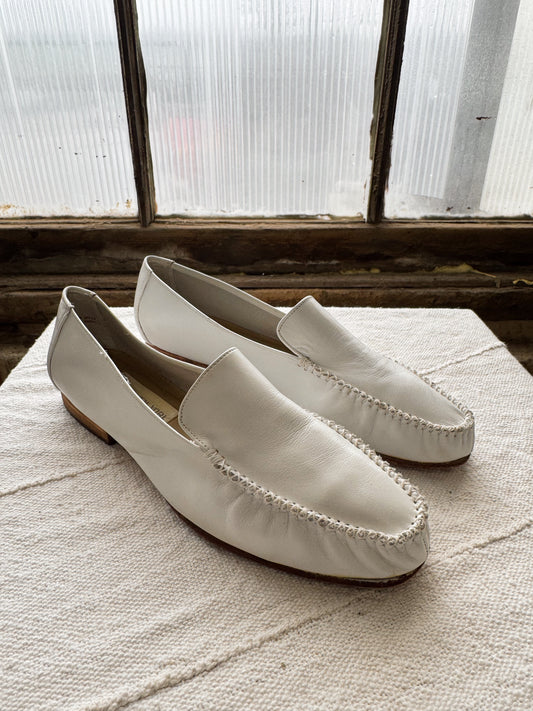 90s Jones New York White Leather Loafer (10)