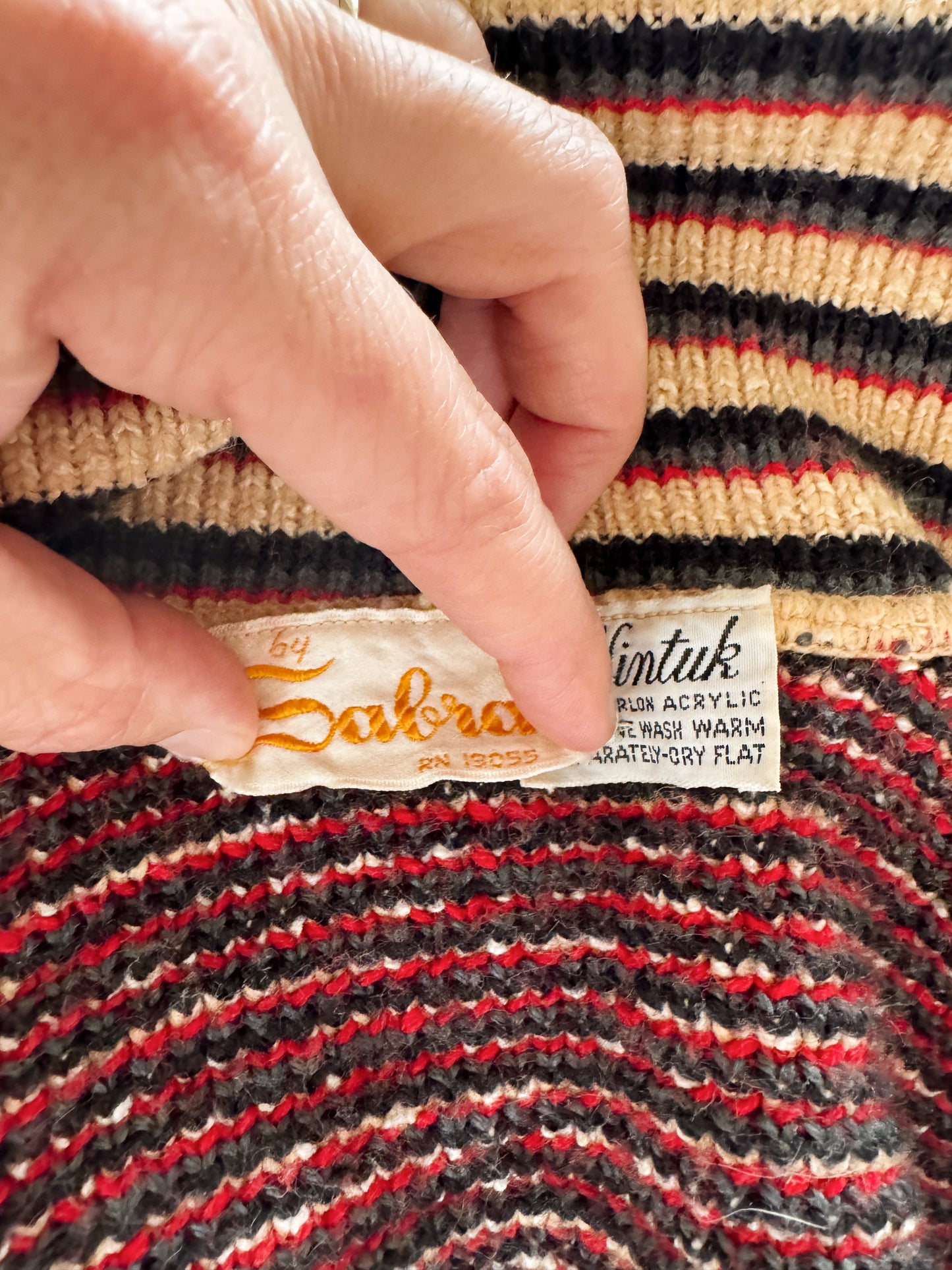 70s By Sabra Wintuk Orlon Cardigan (M)