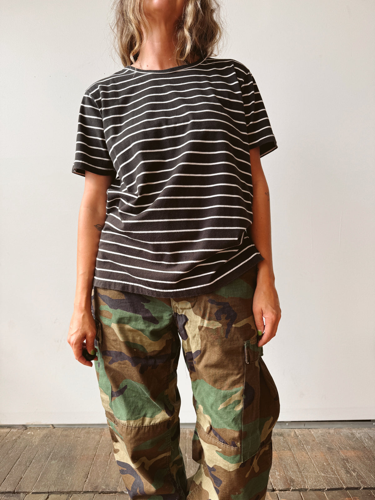 Black and White Striped 00s Cotton Tee (M)