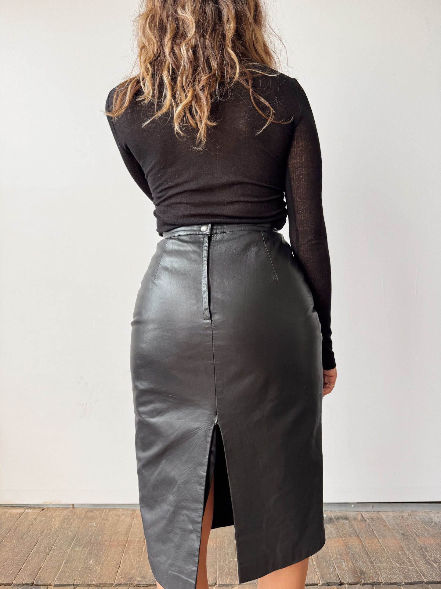 80s Leather Black Midi Pencil Skirt (25")