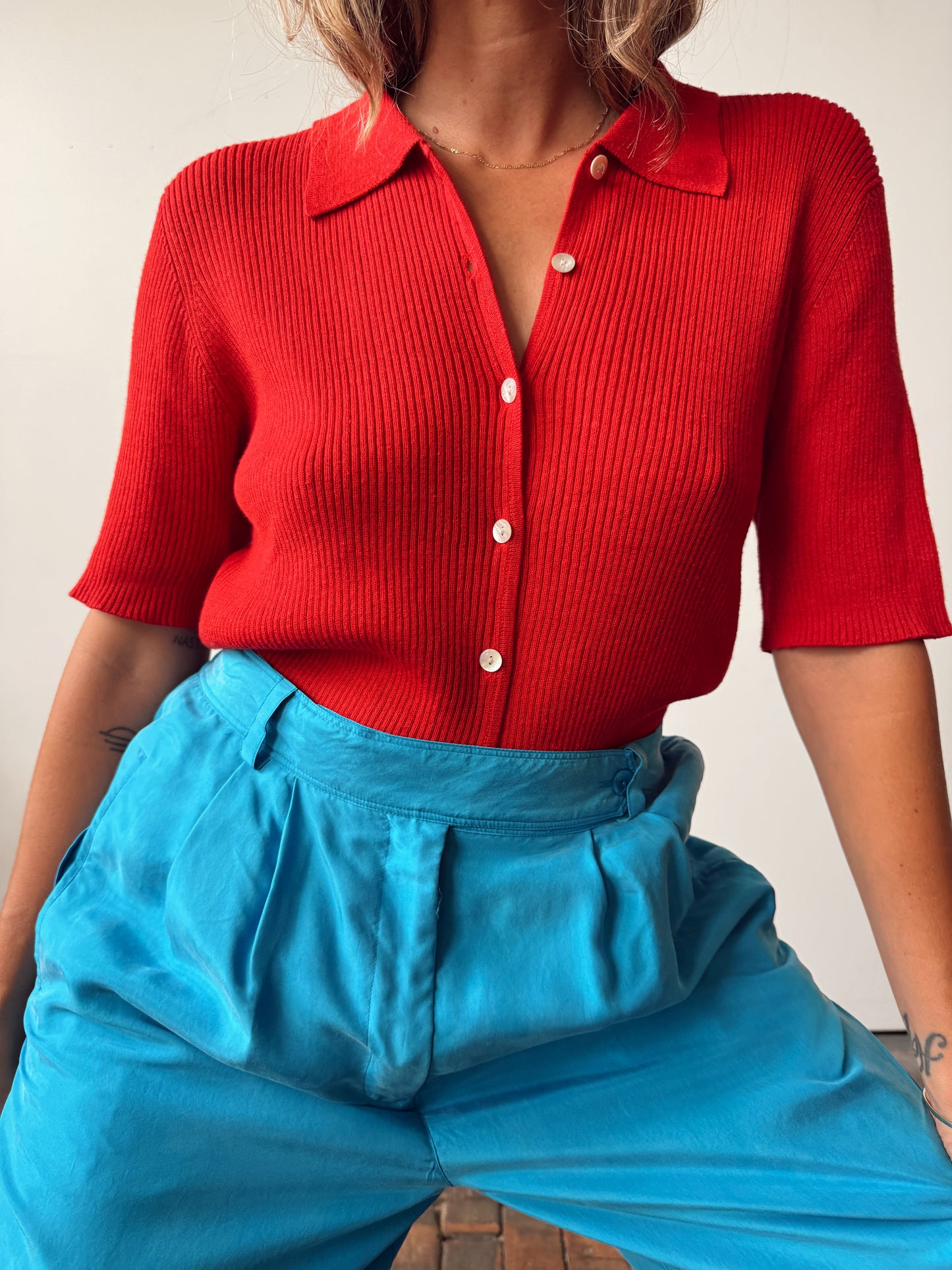 Red Ribbed 00s Knit Swearer Blouse (L)