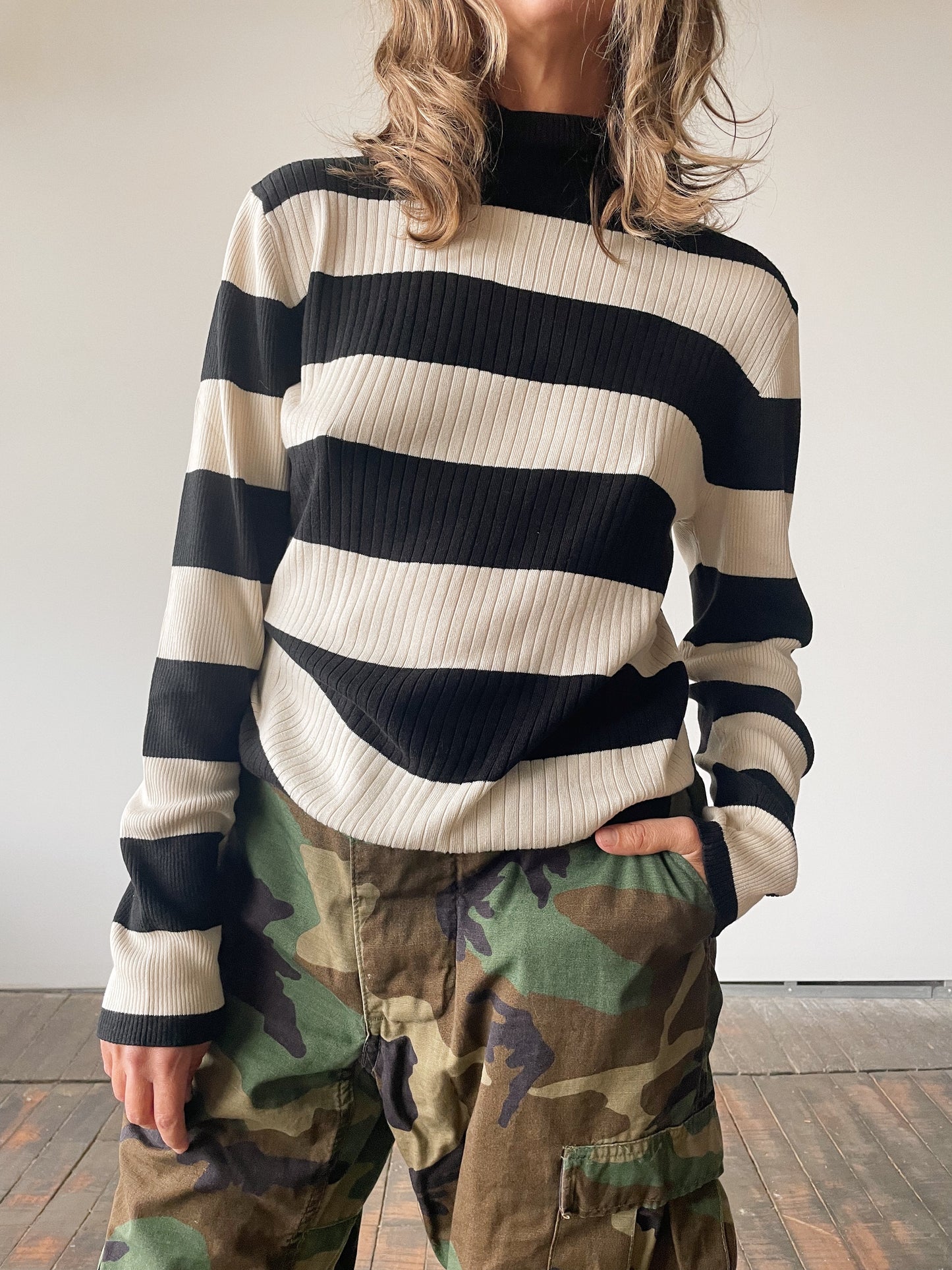 Silk Bold Stripe Turtleneck (L)