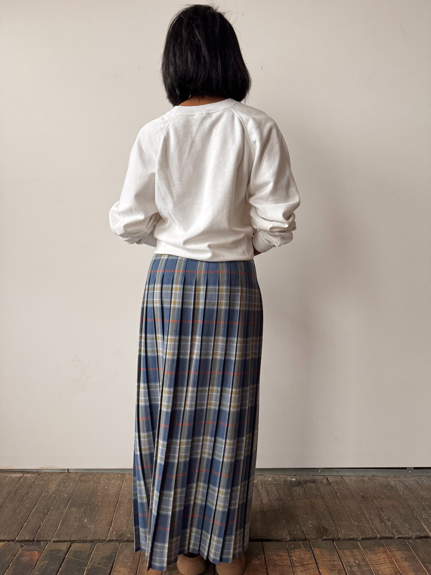 Pleated Plaid Wool Scotland Wrap Skirt (28")