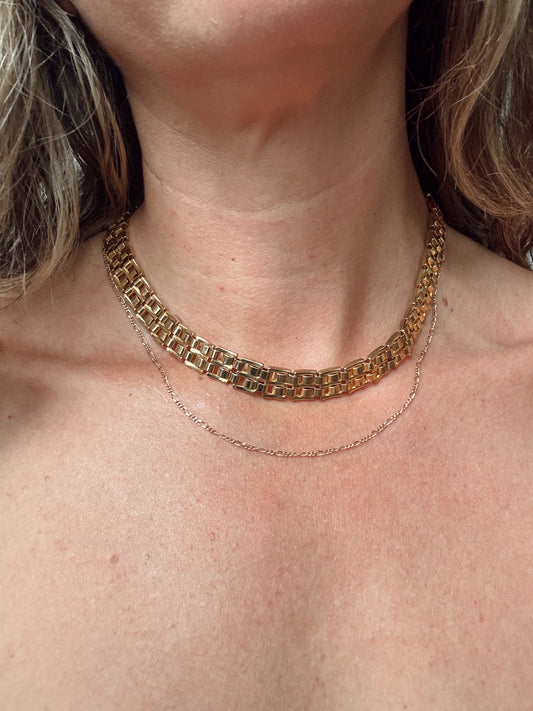 16" Gold Tone Panther Link Necklace