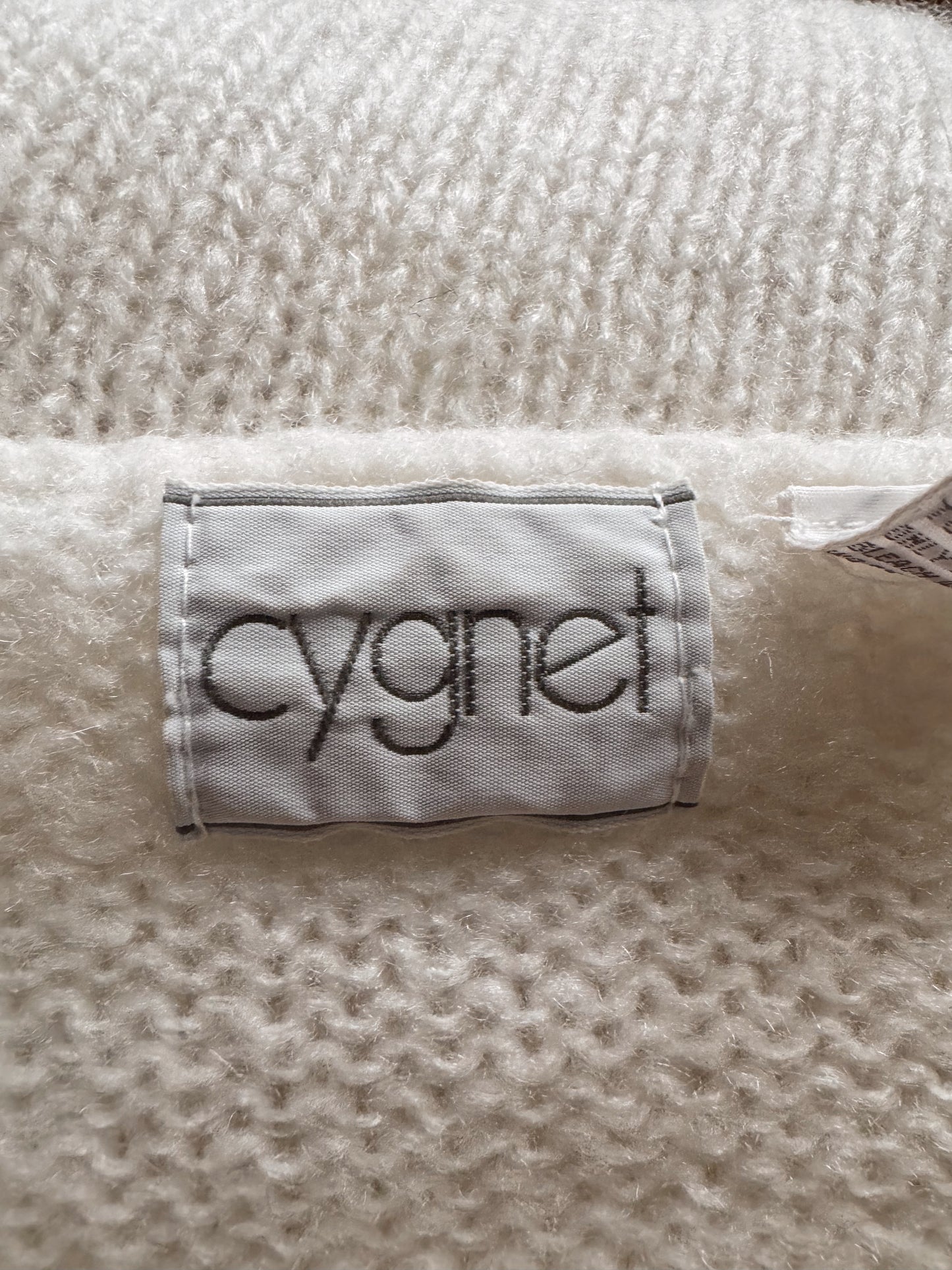 Winter White Textured Sweater (Medium)