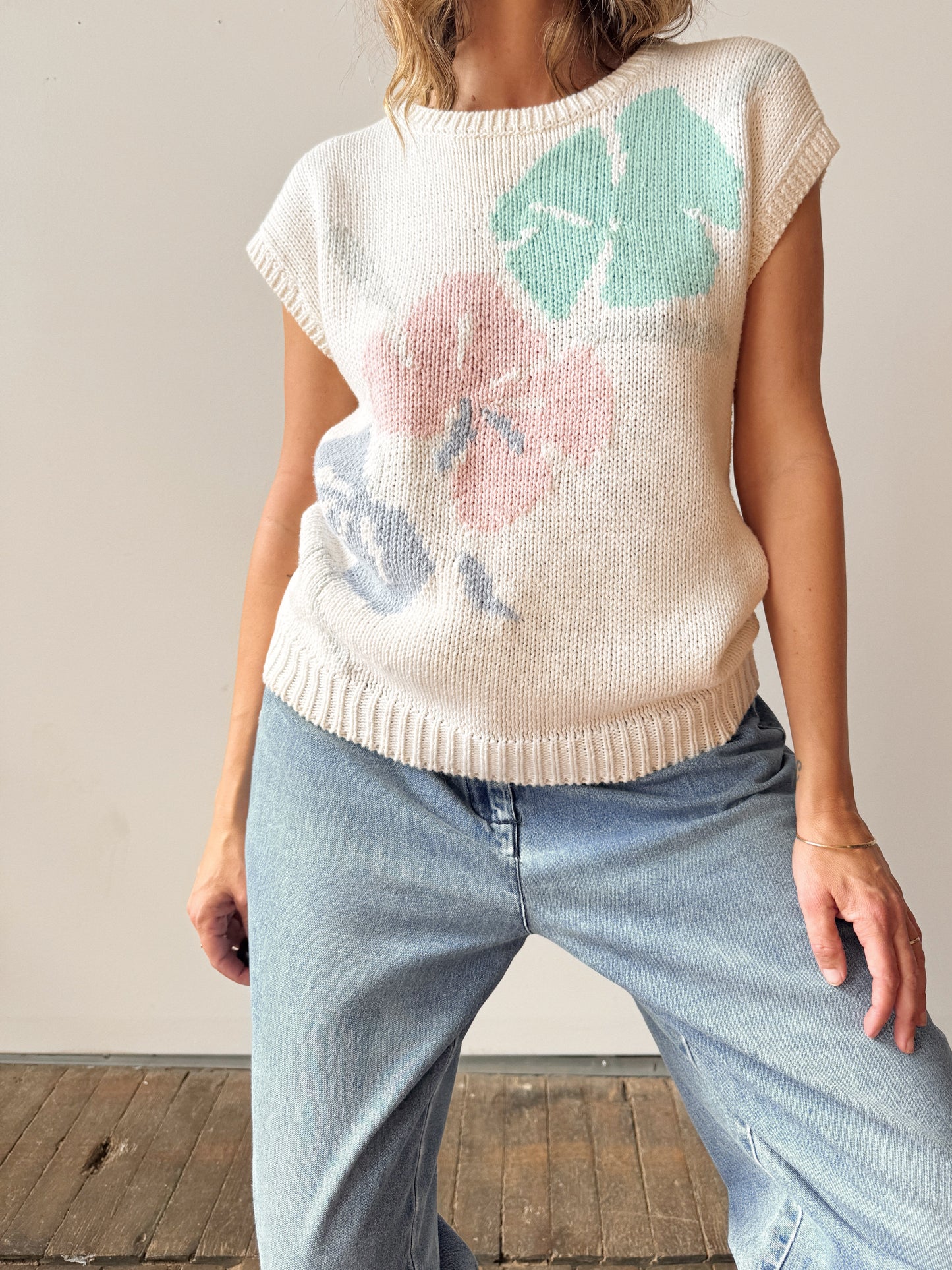 Pastel 90s Hibiscus Knit Summer Sweater (M)