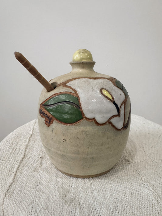 Stoneware Honey Pot with Dipper