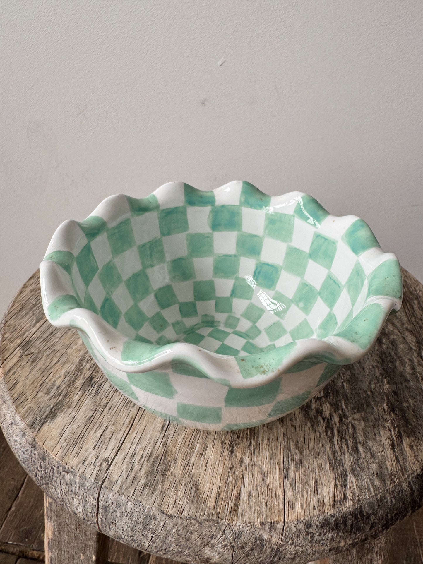 Gingham Scalloped Bowl