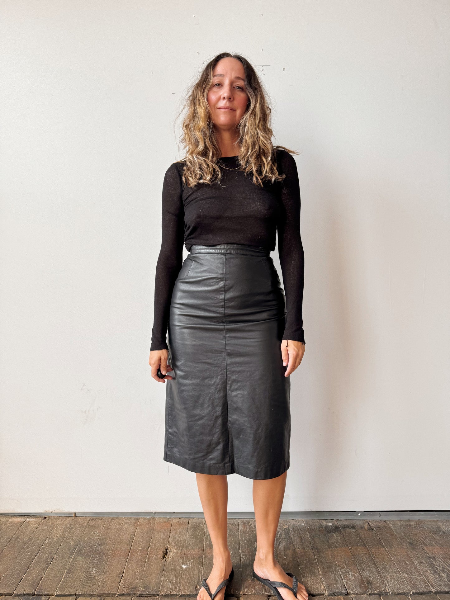 80s Leather Black Midi Pencil Skirt (25")