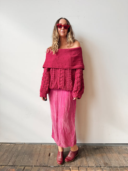 Off-the-Shoulder Soft Knit 00s Sweater (M)