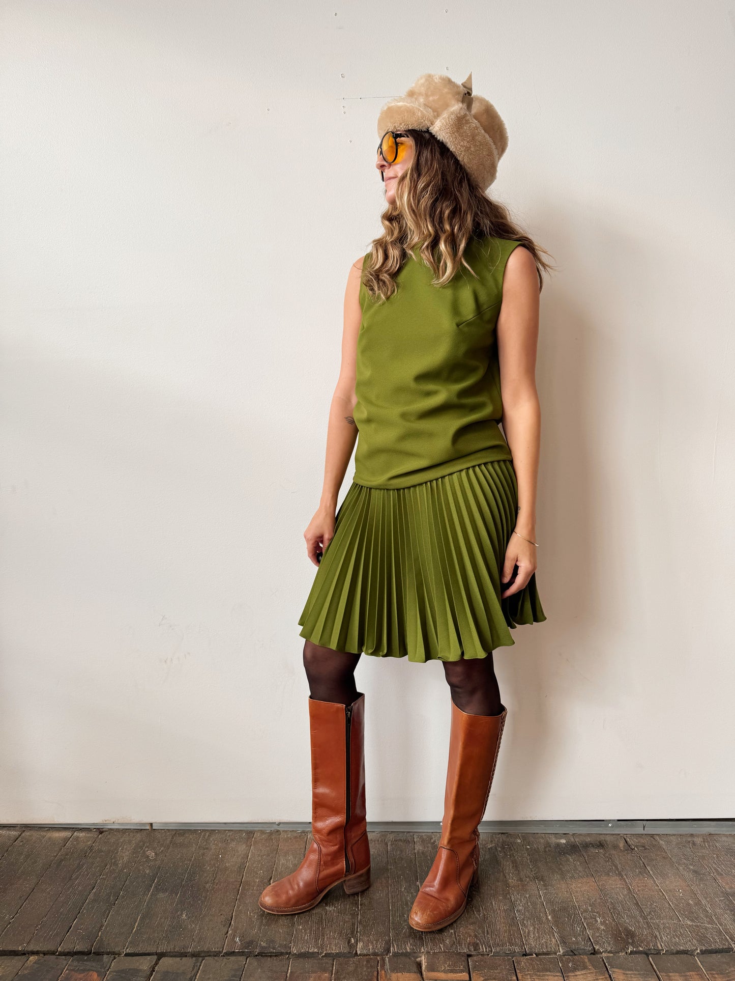 60s Pava Design Drop-waist Pleated Skirt Dress (M)