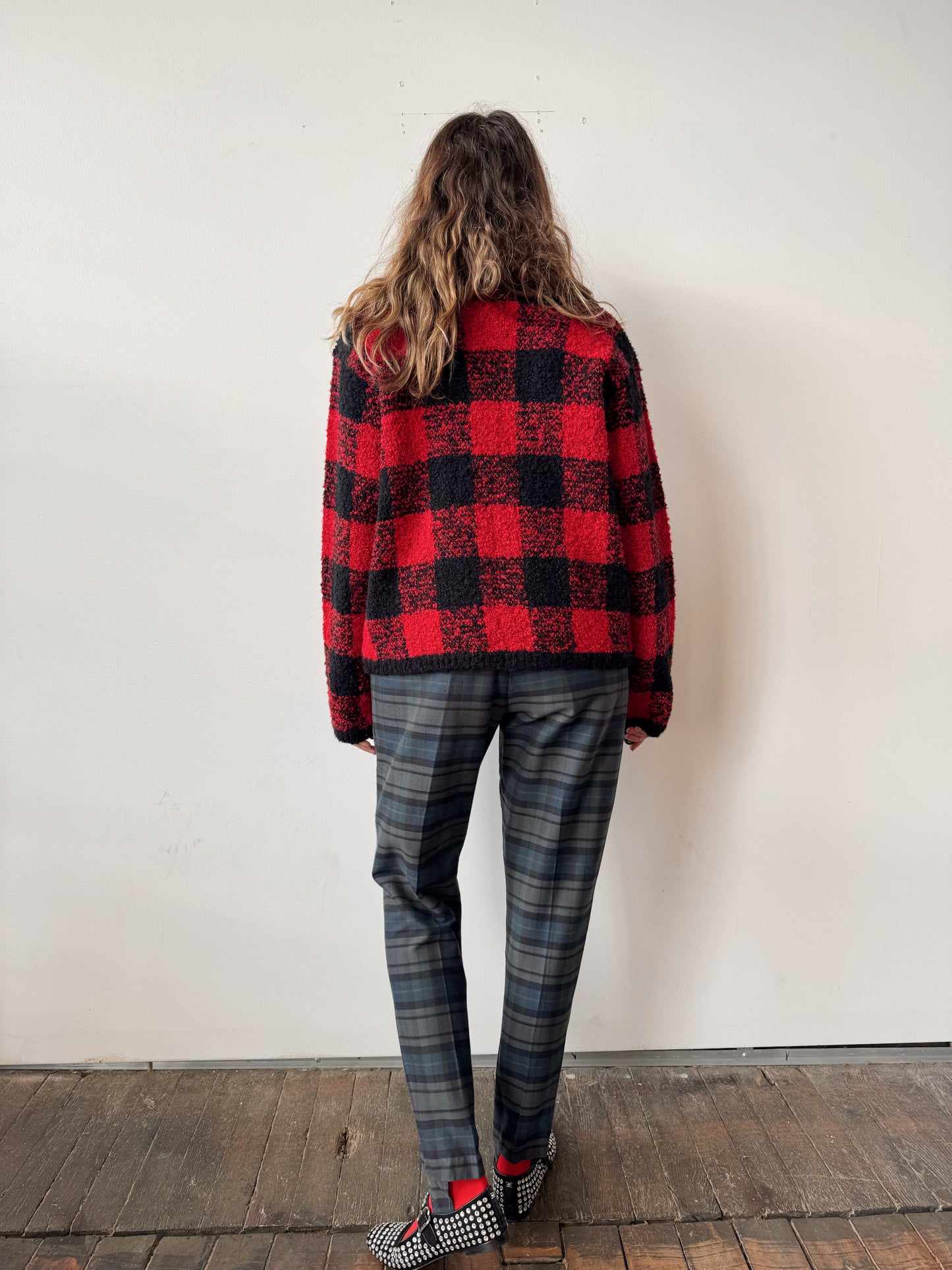 Buffalo Plaid 90s Boucle Cardigan Sweater (M)