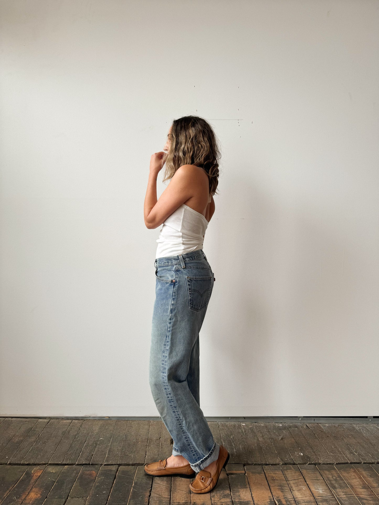 90s Levi's Button Distressed Straight Leg (32")