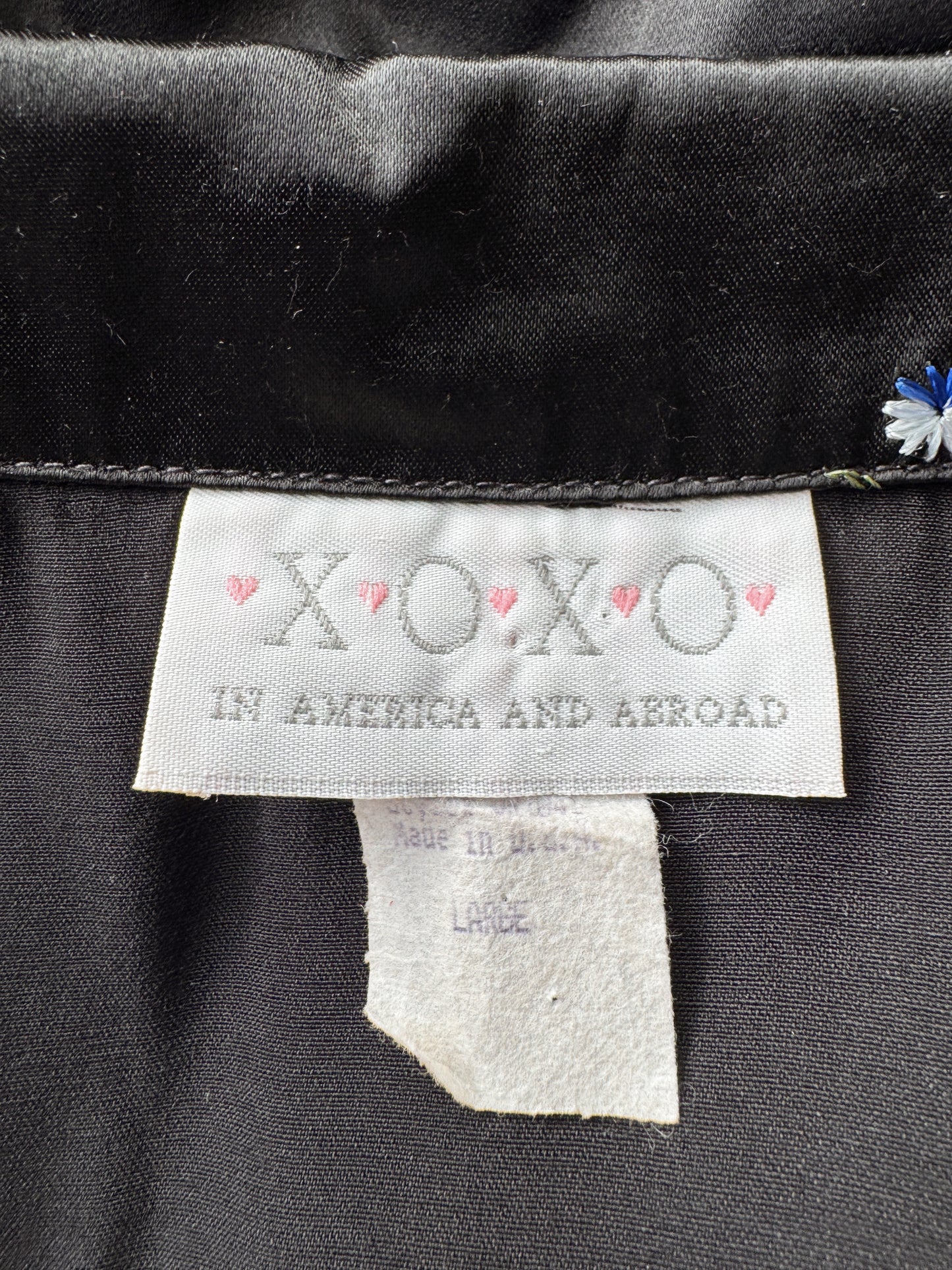 90s XOXO Sateen Floral Embroidered Top (S)