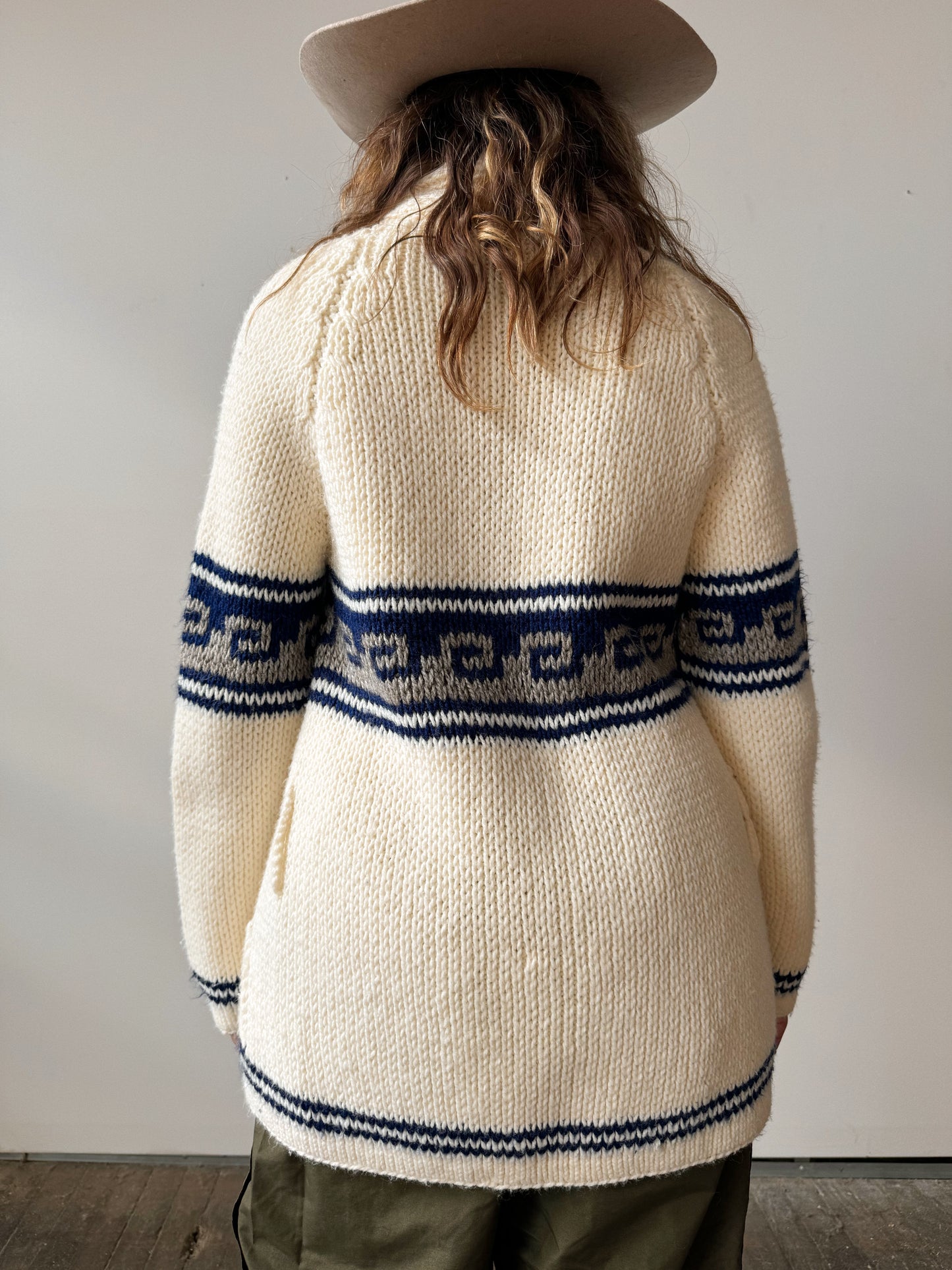 Mid-Century Chunky Knit Cardigan (M)