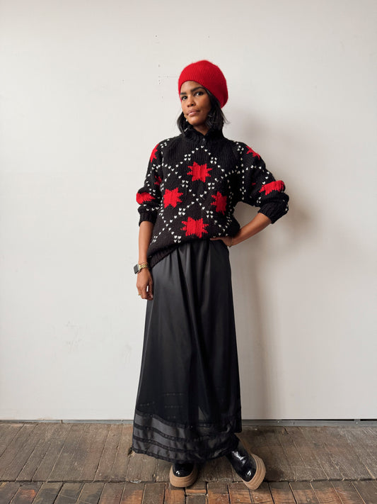 Winter Star 90s Sweater with Button Neck (M)