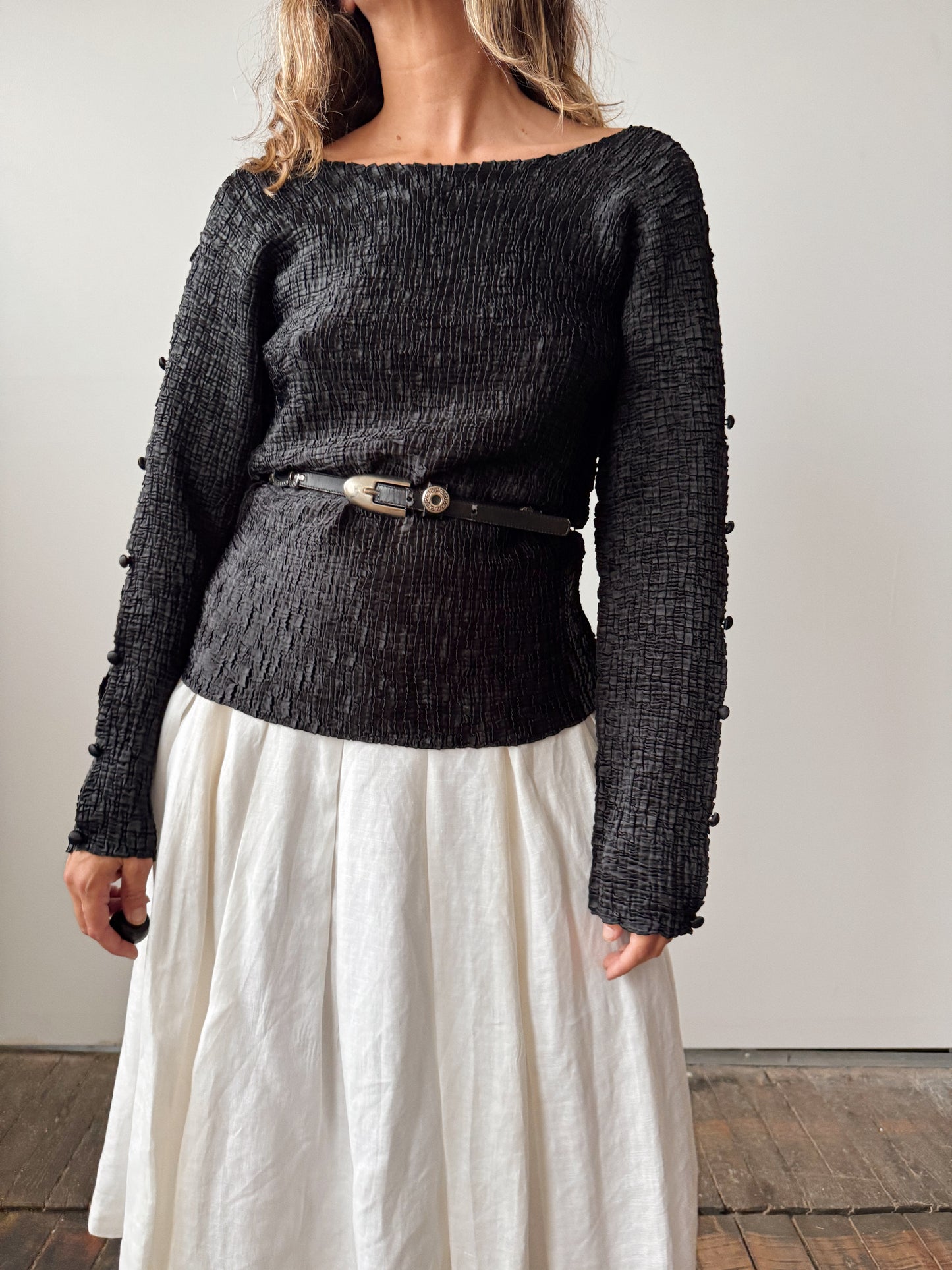 Crinkled Blouse with Button Sleeve (L)