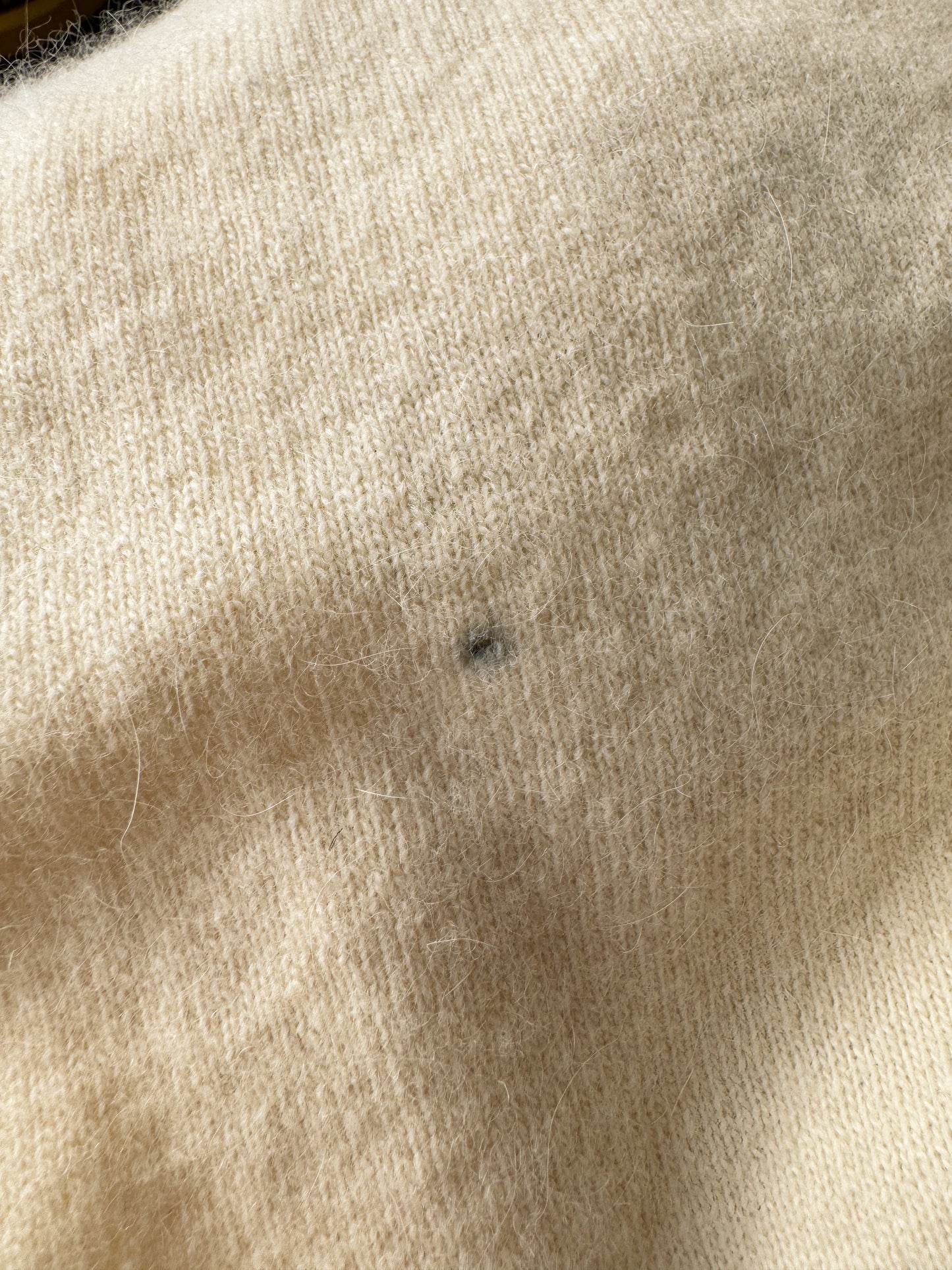 Angora and Lace 90s Off-The-Shoulder Sweater (M)